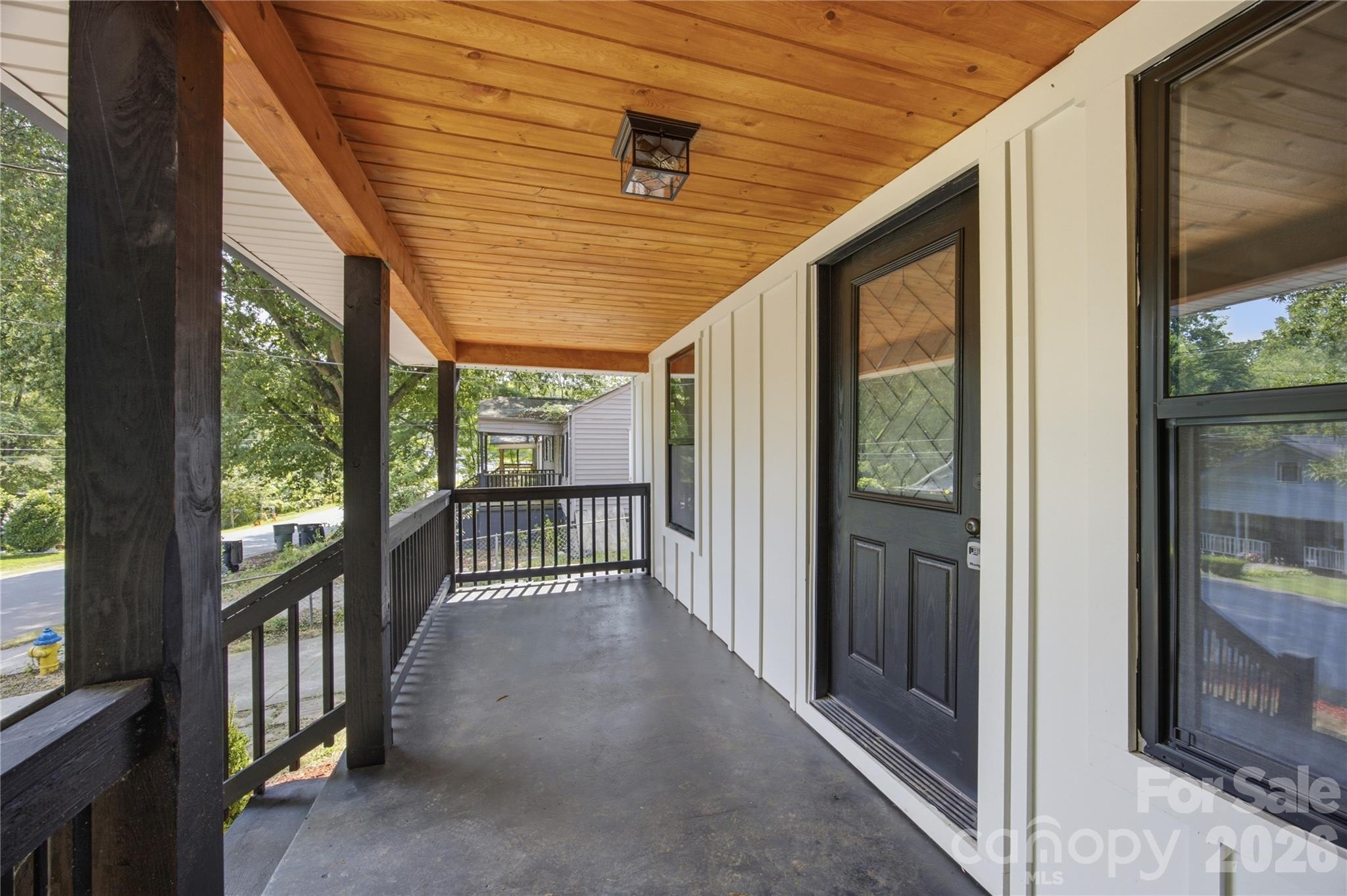 15 Meadowview Avenue Property Photo 5