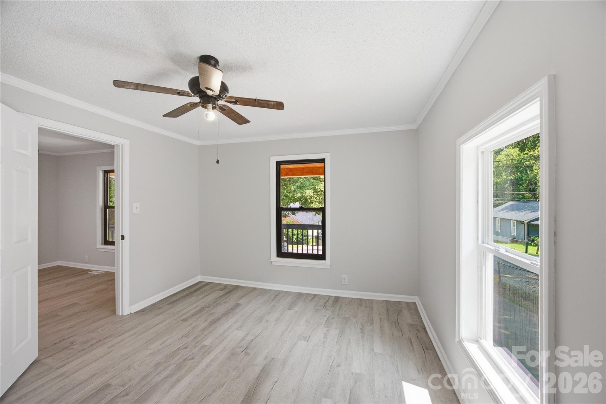 15 Meadowview Avenue Property Photo 8