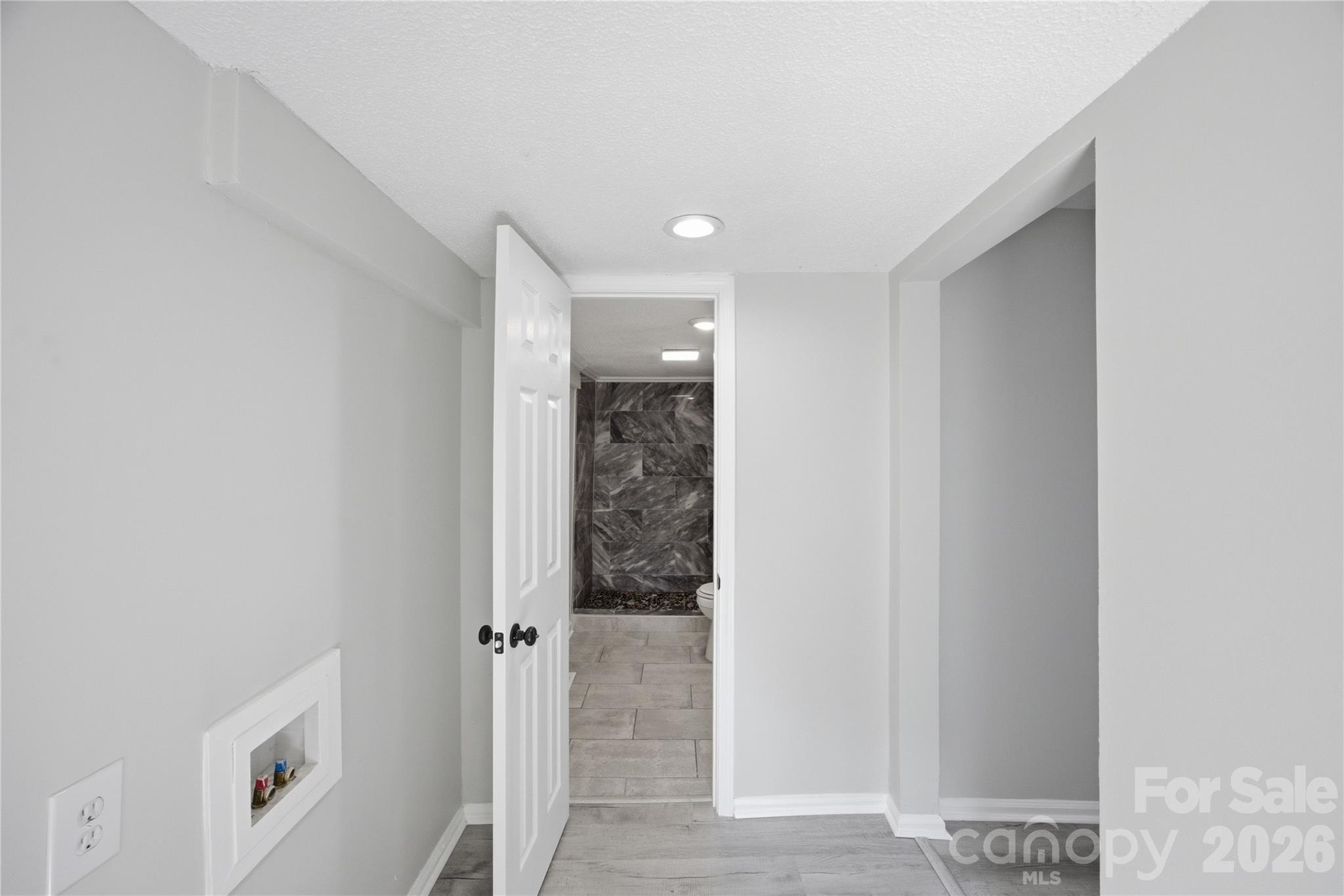 15 Meadowview Avenue Property Photo 14