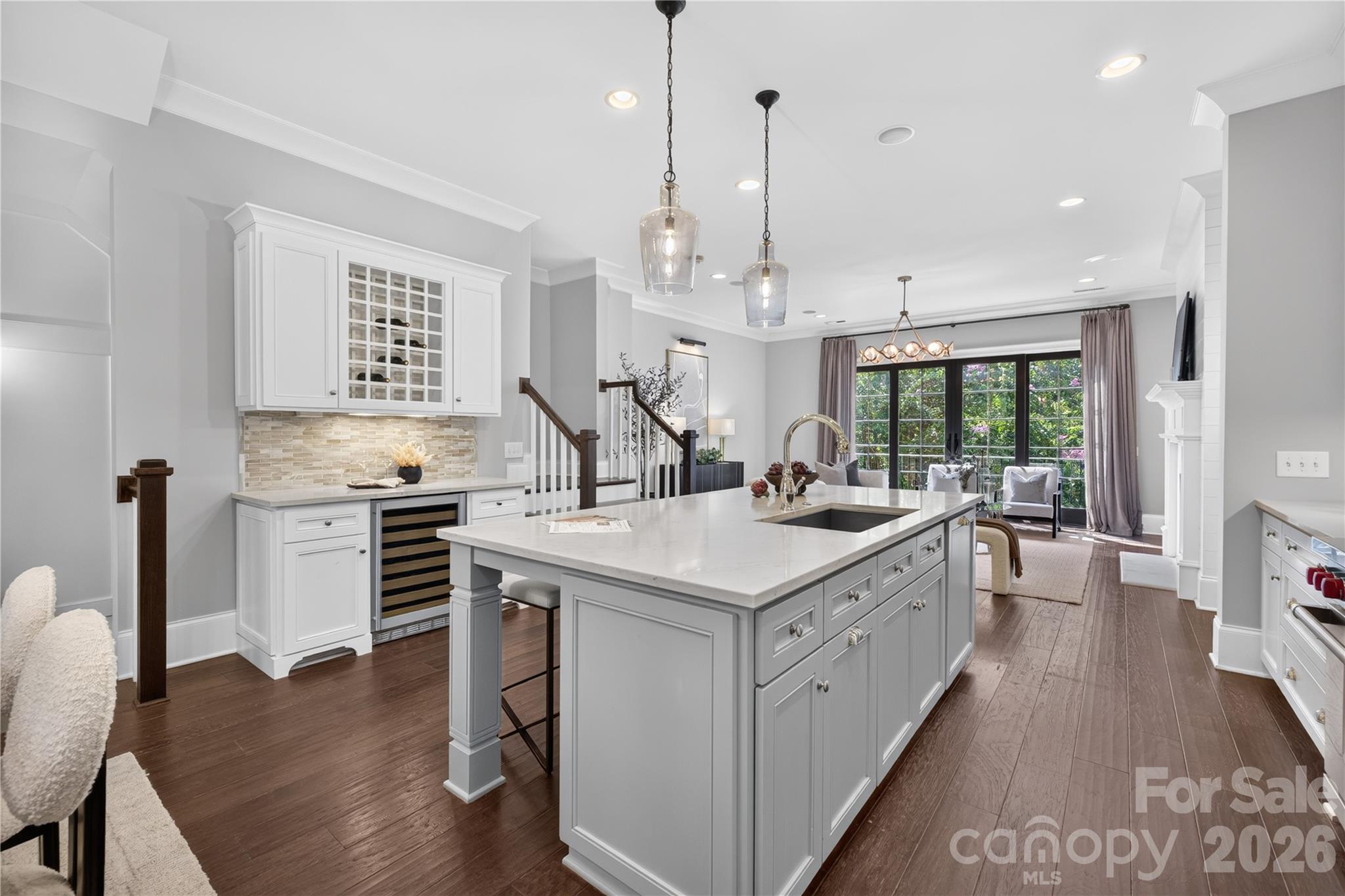 1624 Lombardy Circle Property Photo 10