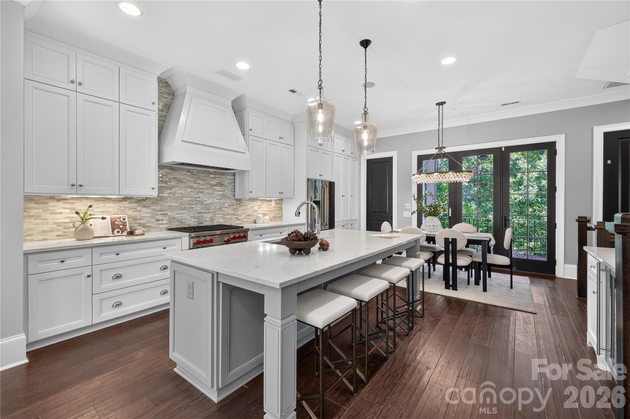 1624 Lombardy Circle Property Photo 12