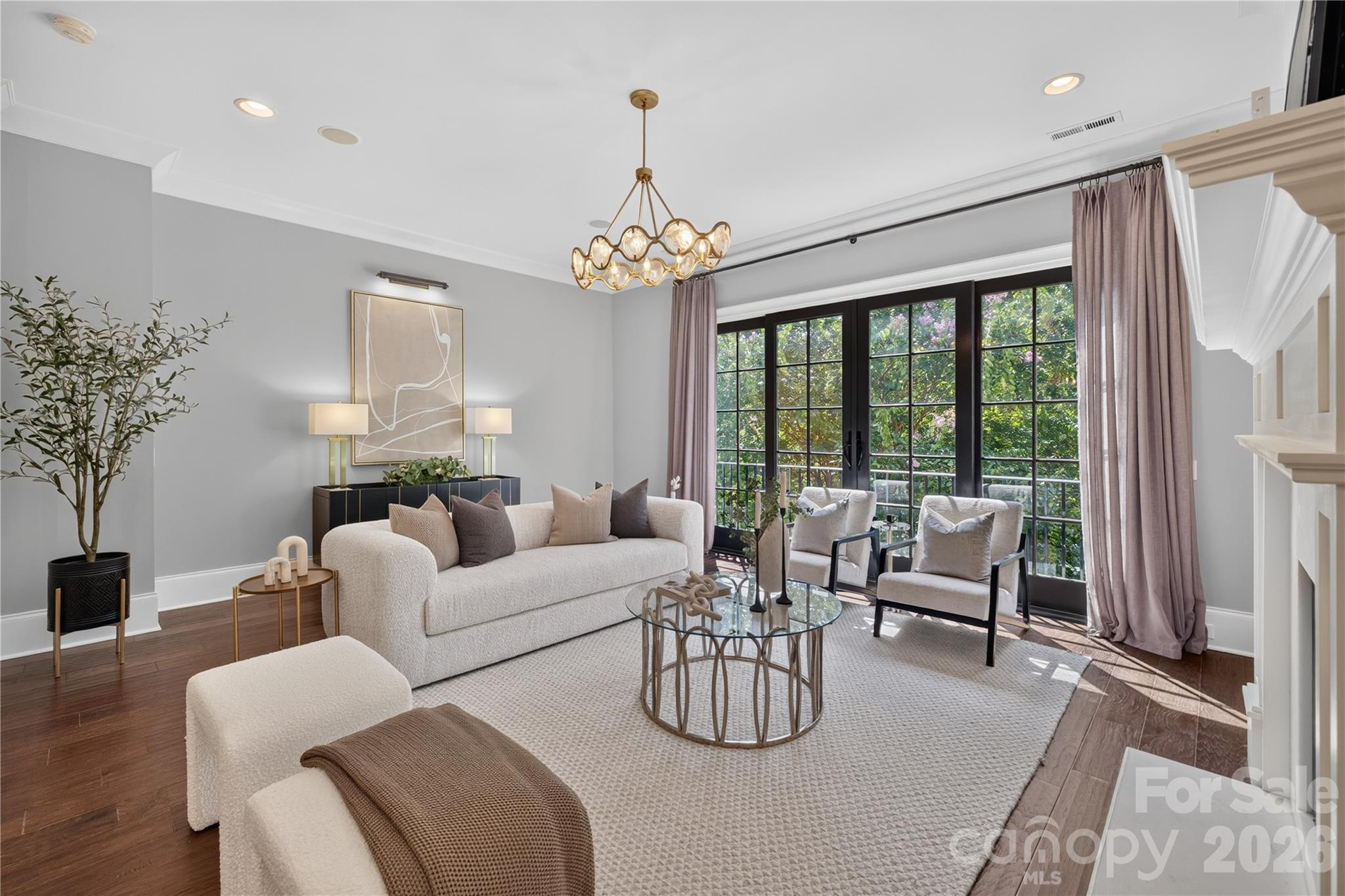 1624 Lombardy Circle Property Photo 13