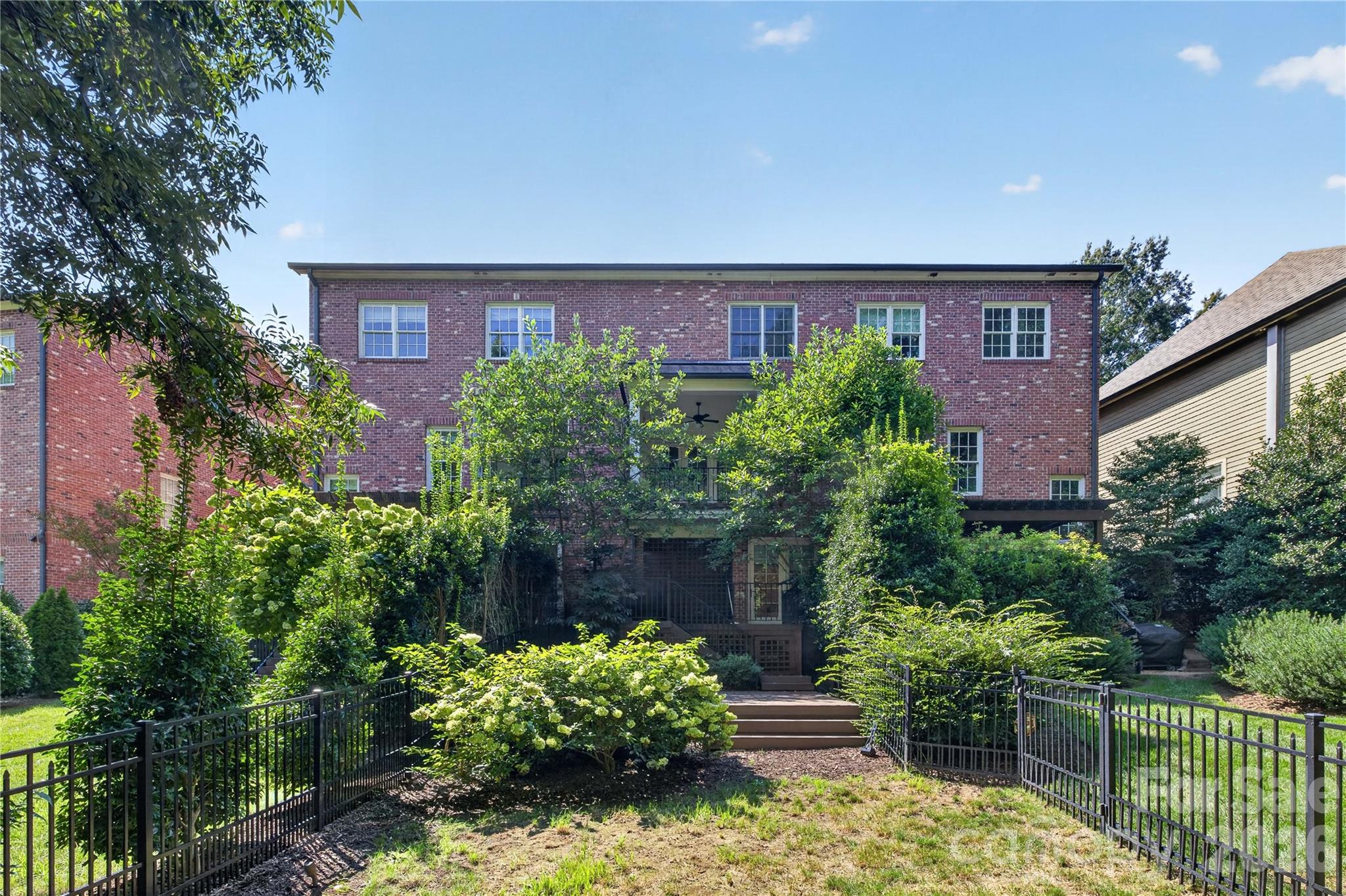 1624 Lombardy Circle Property Photo 29