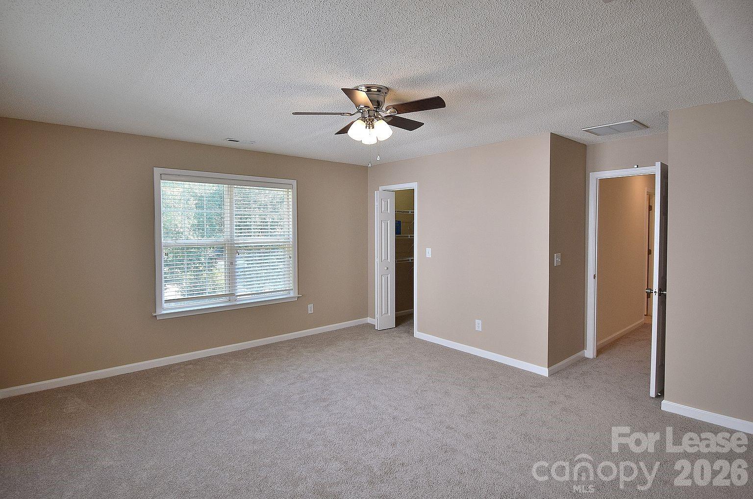 2941 Glen Summit Drive Property Photo 12