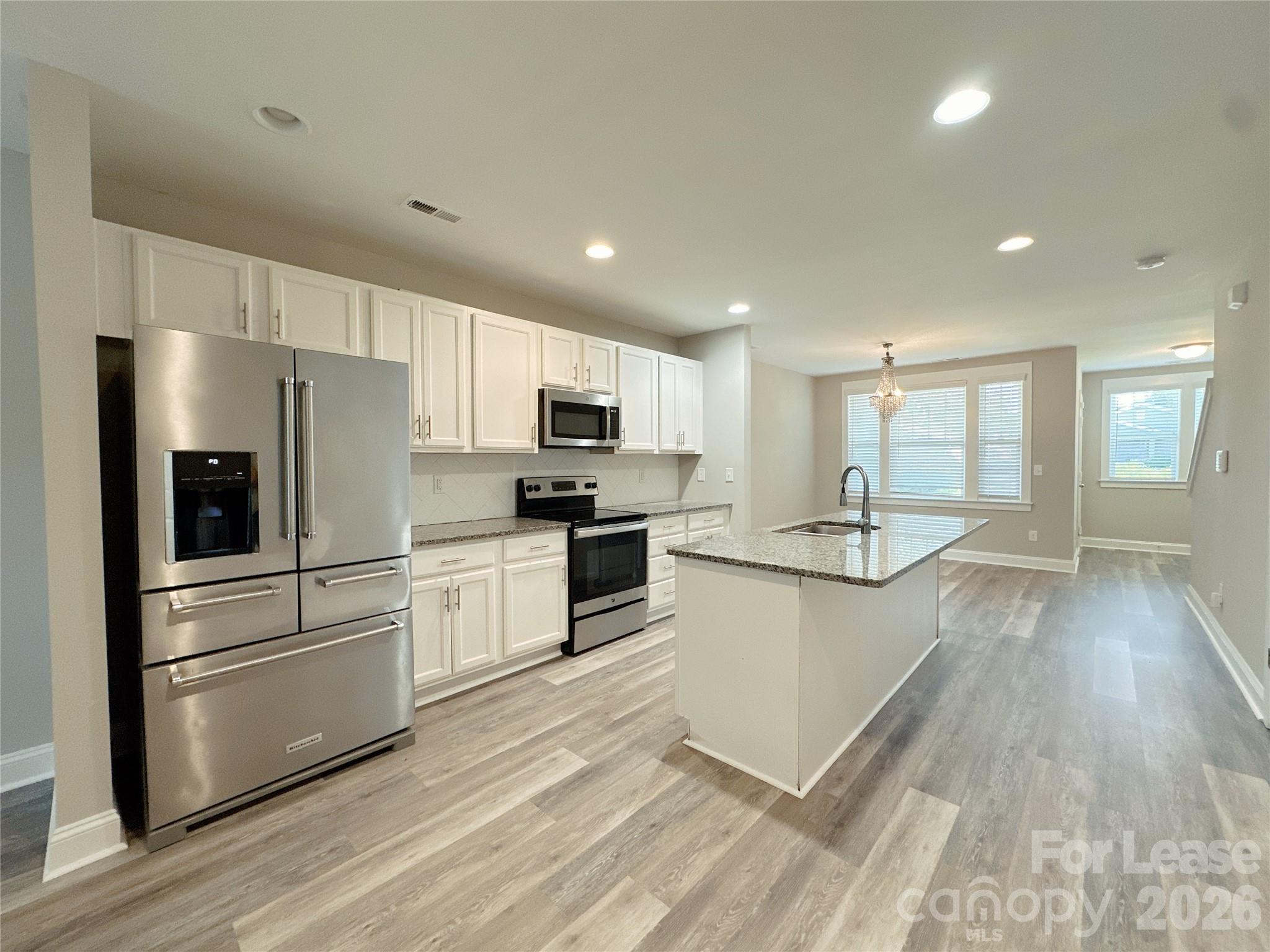 807 Mcarthur Avenue Property Photo 4