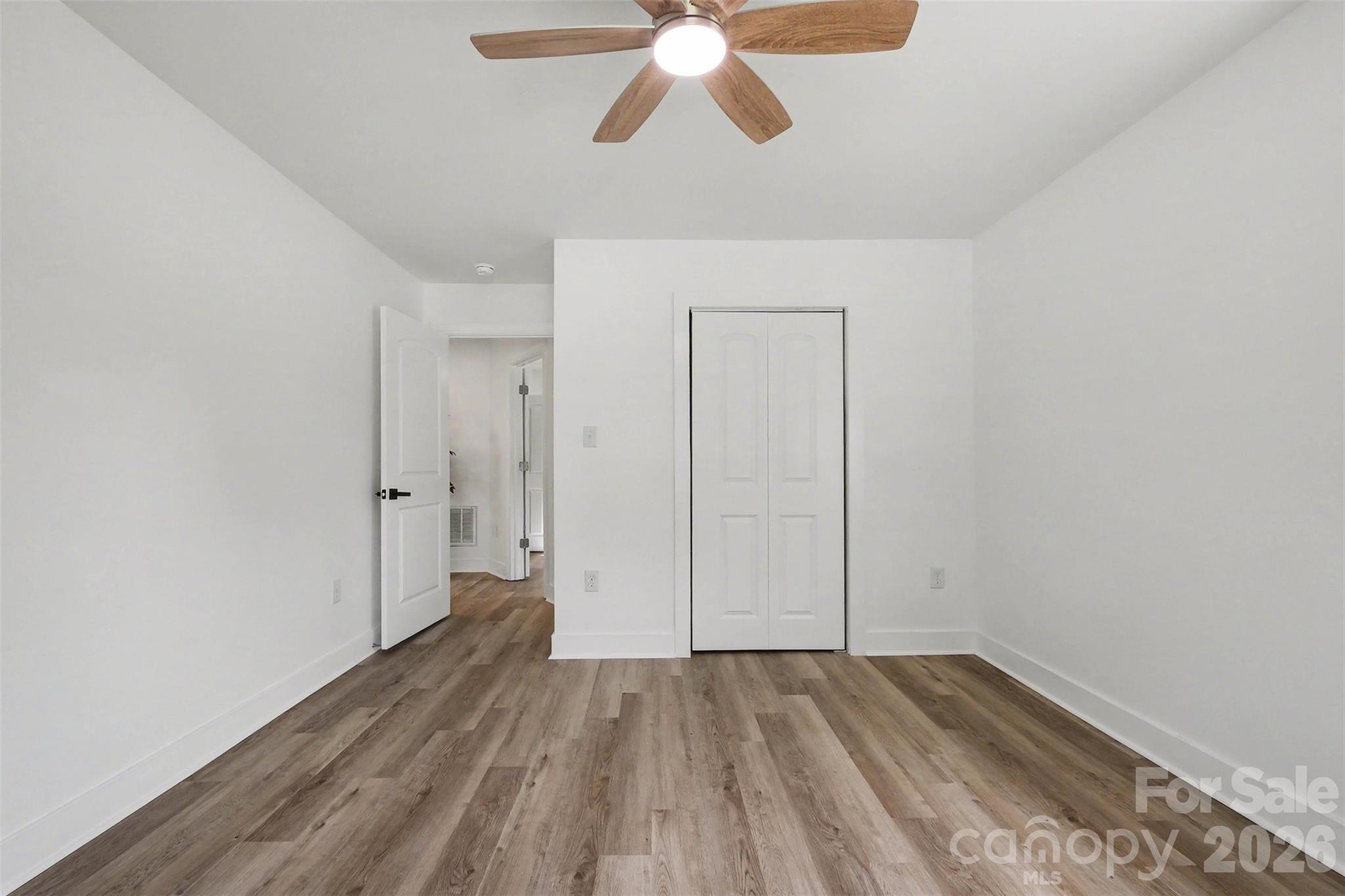 521 Gold Street Property Photo 14