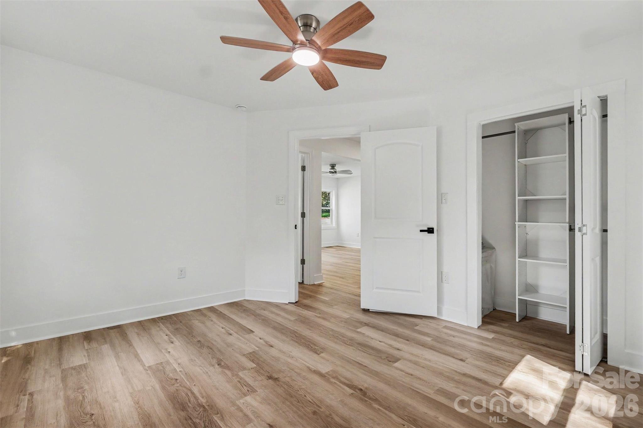 521 Gold Street Property Photo 15