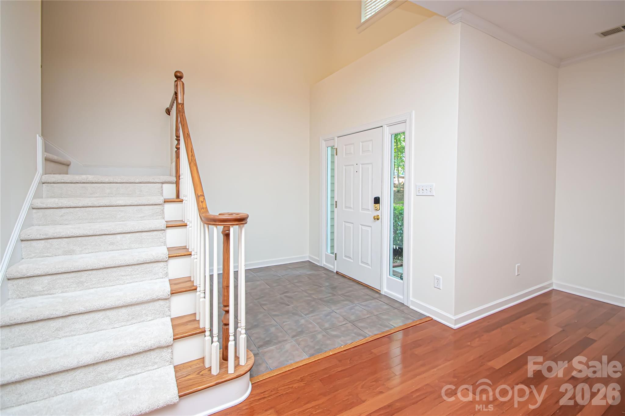 2600 Rustic Ridge Court Property Photo 8