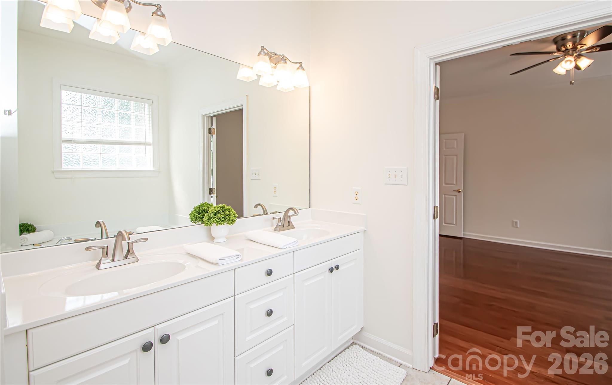 2600 Rustic Ridge Court Property Photo 37