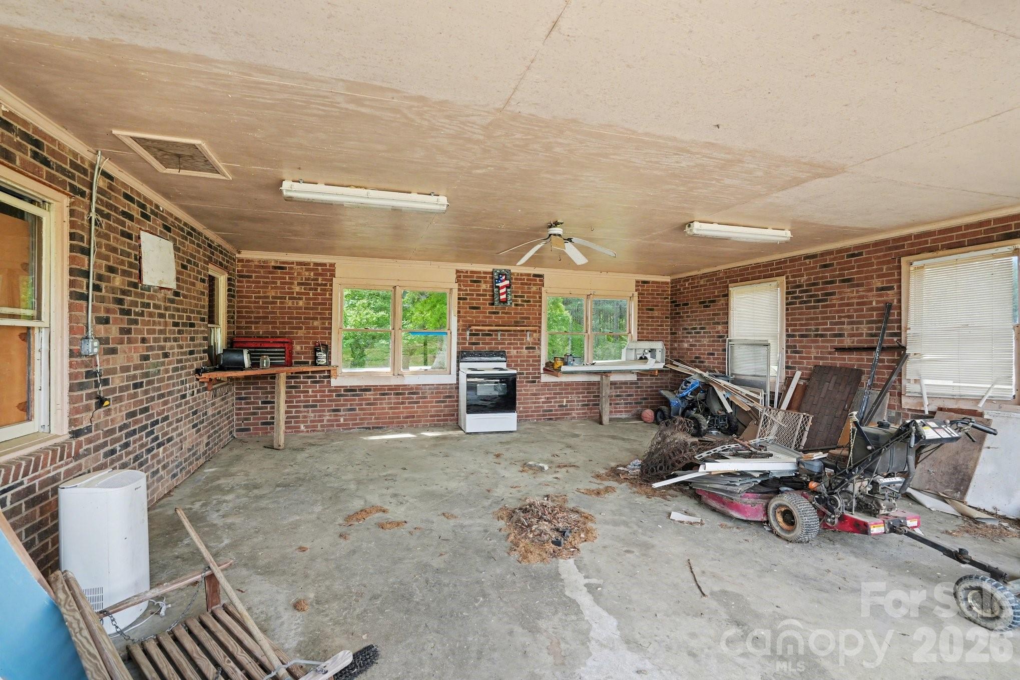 8340 Plank Road Property Photo 27