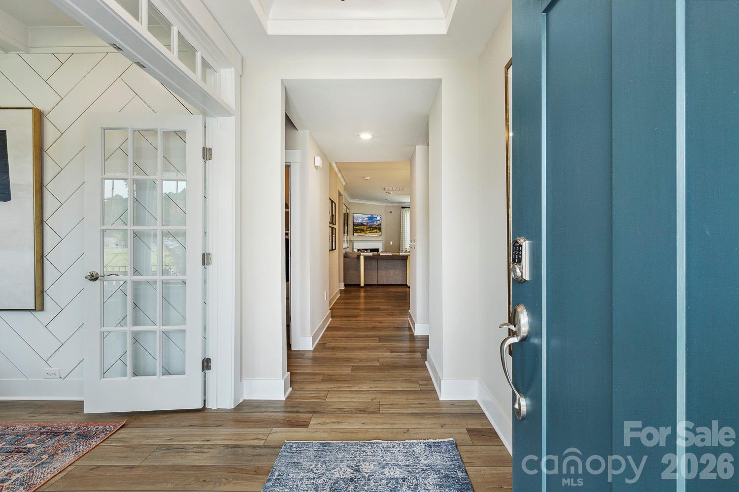 1234 Hunting Ridge Drive Property Photo 2