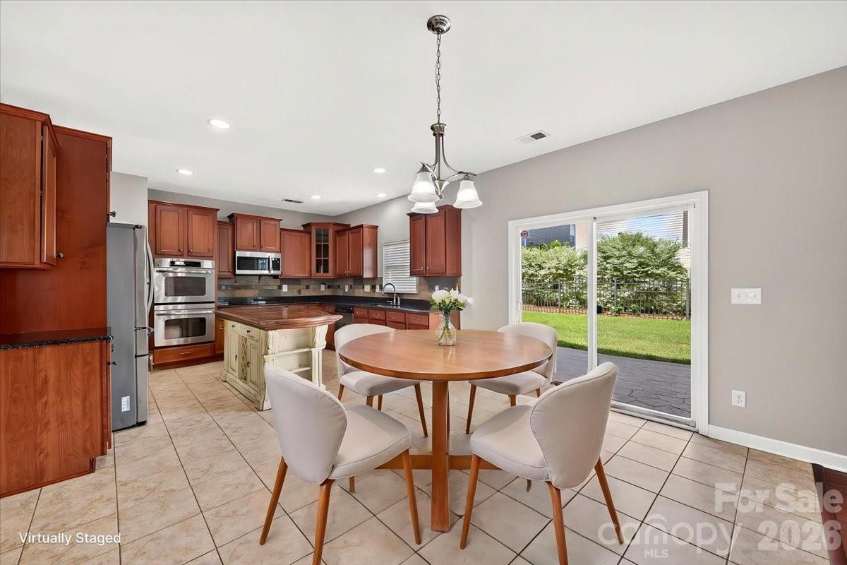 1560 Duckhorn Street Property Photo 13