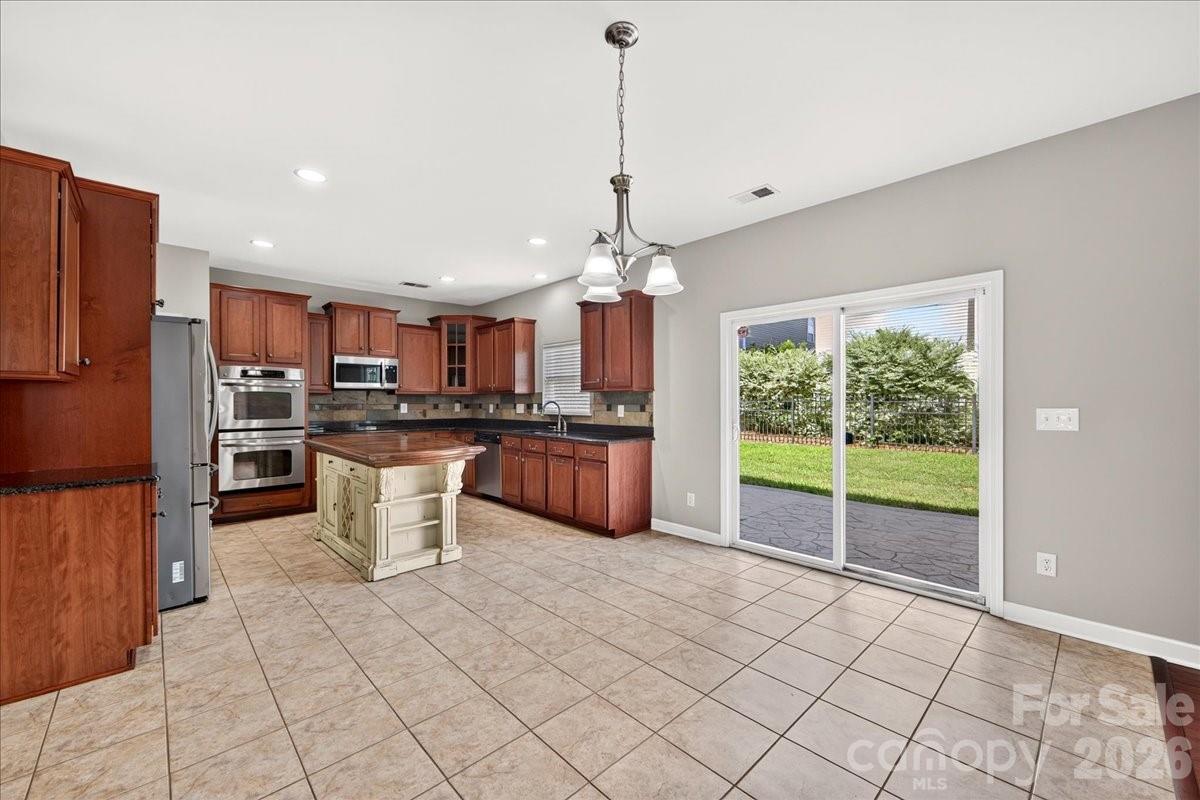 1560 Duckhorn Street Property Photo 14