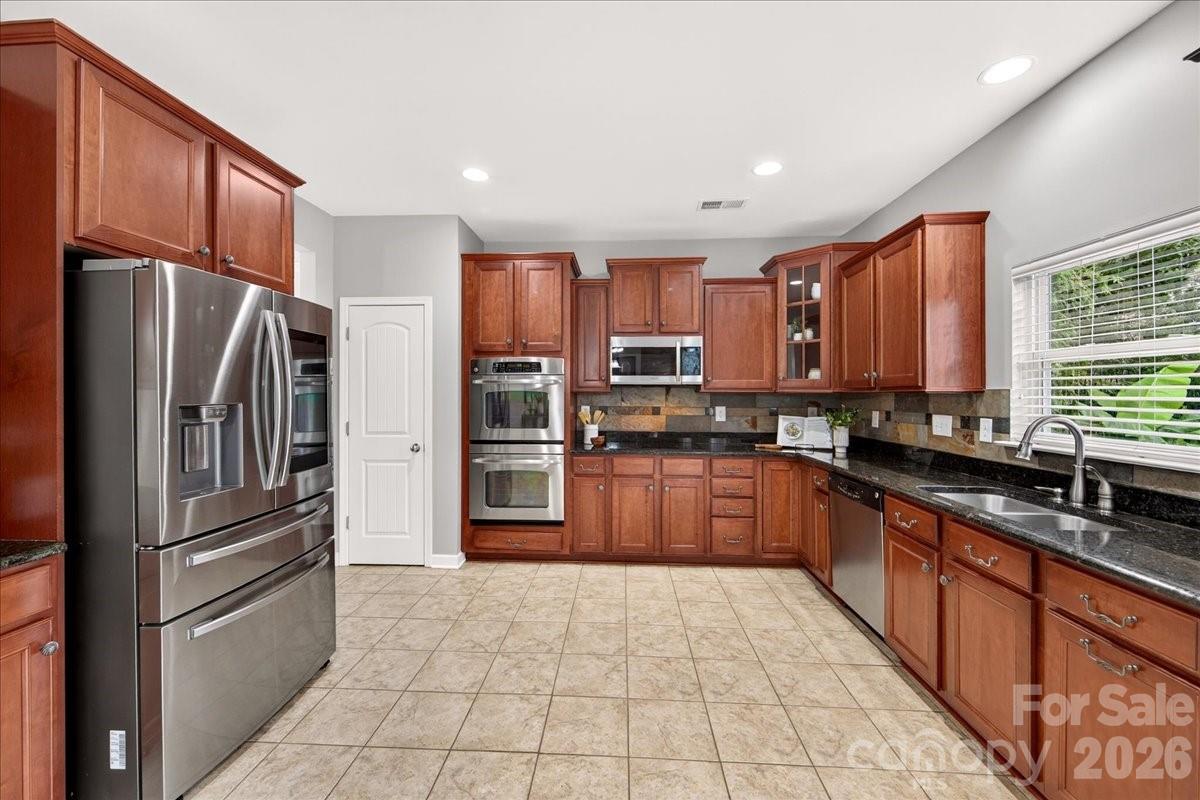1560 Duckhorn Street Property Photo 15