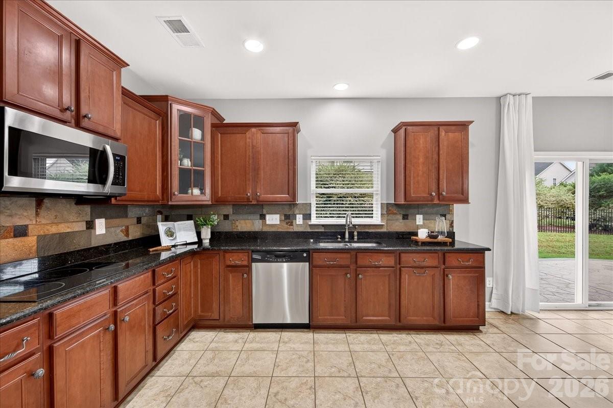 1560 Duckhorn Street Property Photo 16