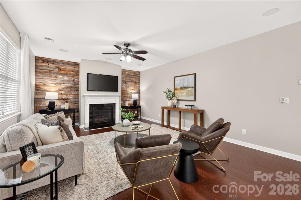 1560 Duckhorn Street Property Photo 20