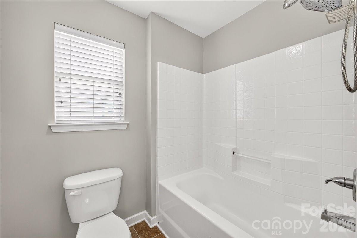 1560 Duckhorn Street Property Photo 36