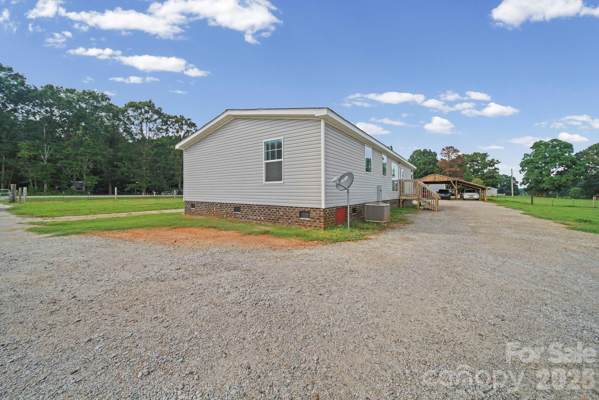 6311 Old Pageland Marshville Road Property Photo 5