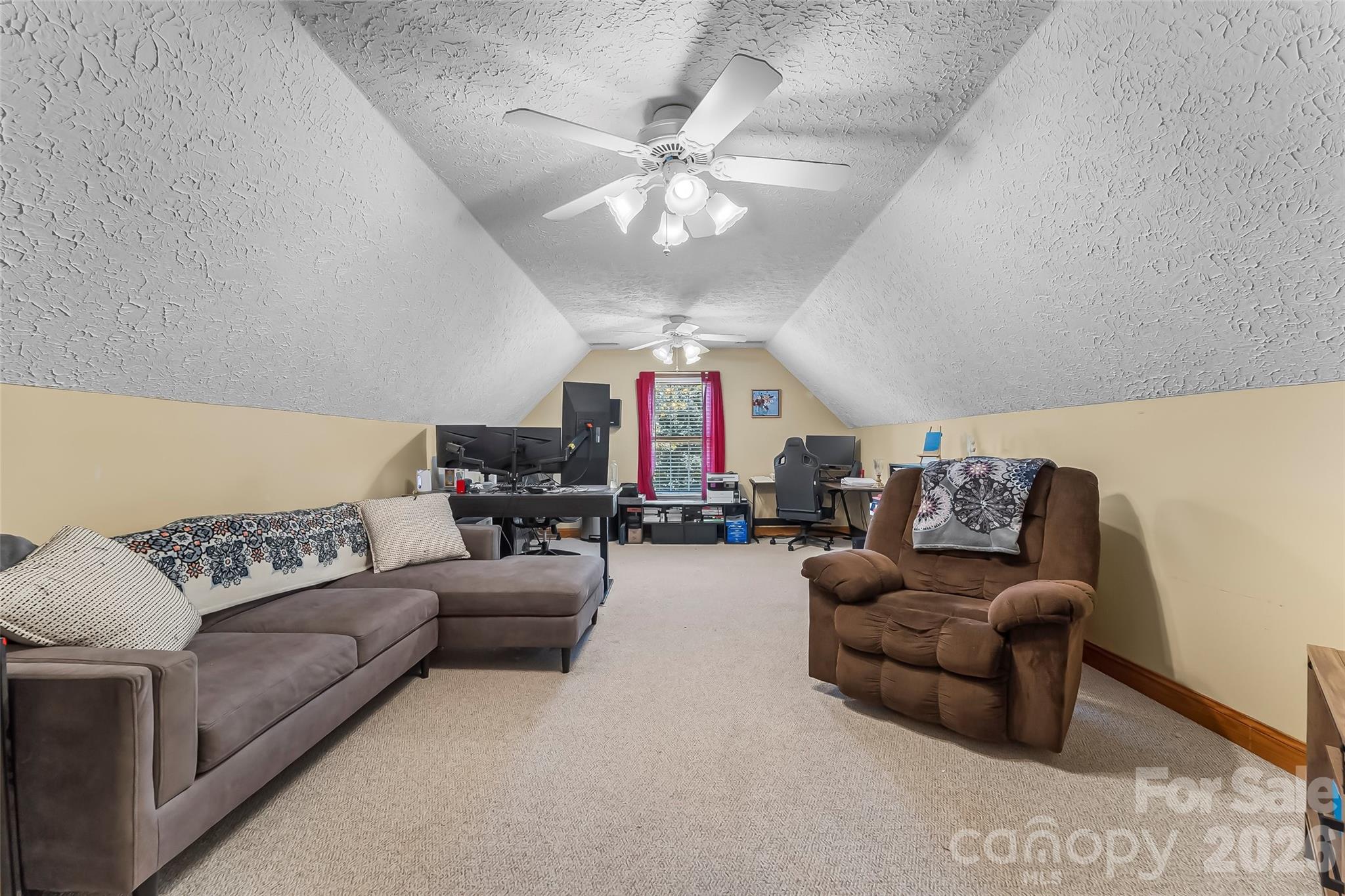 313 Springwood Drive Property Photo 23