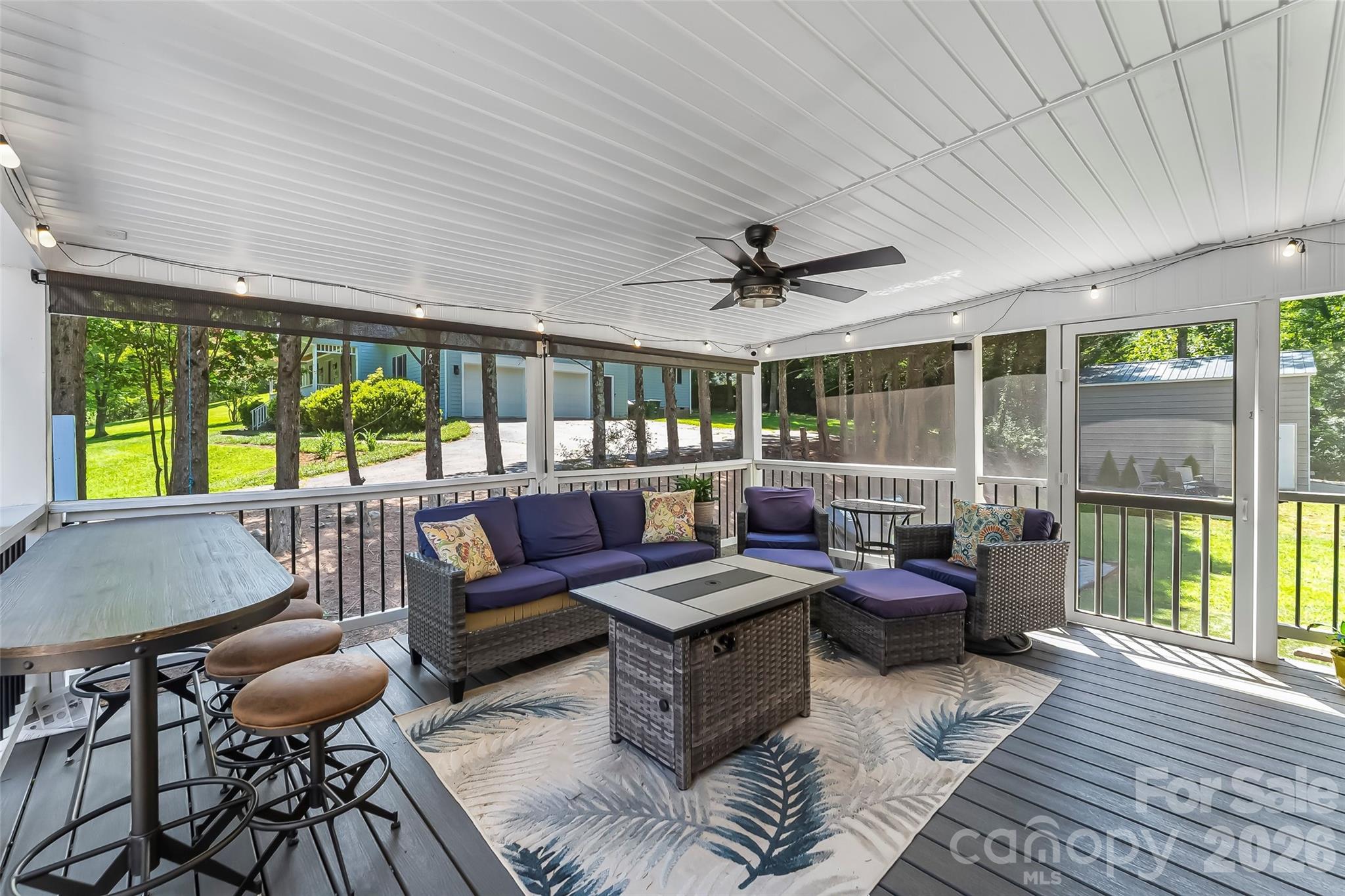 313 Springwood Drive Property Photo 27
