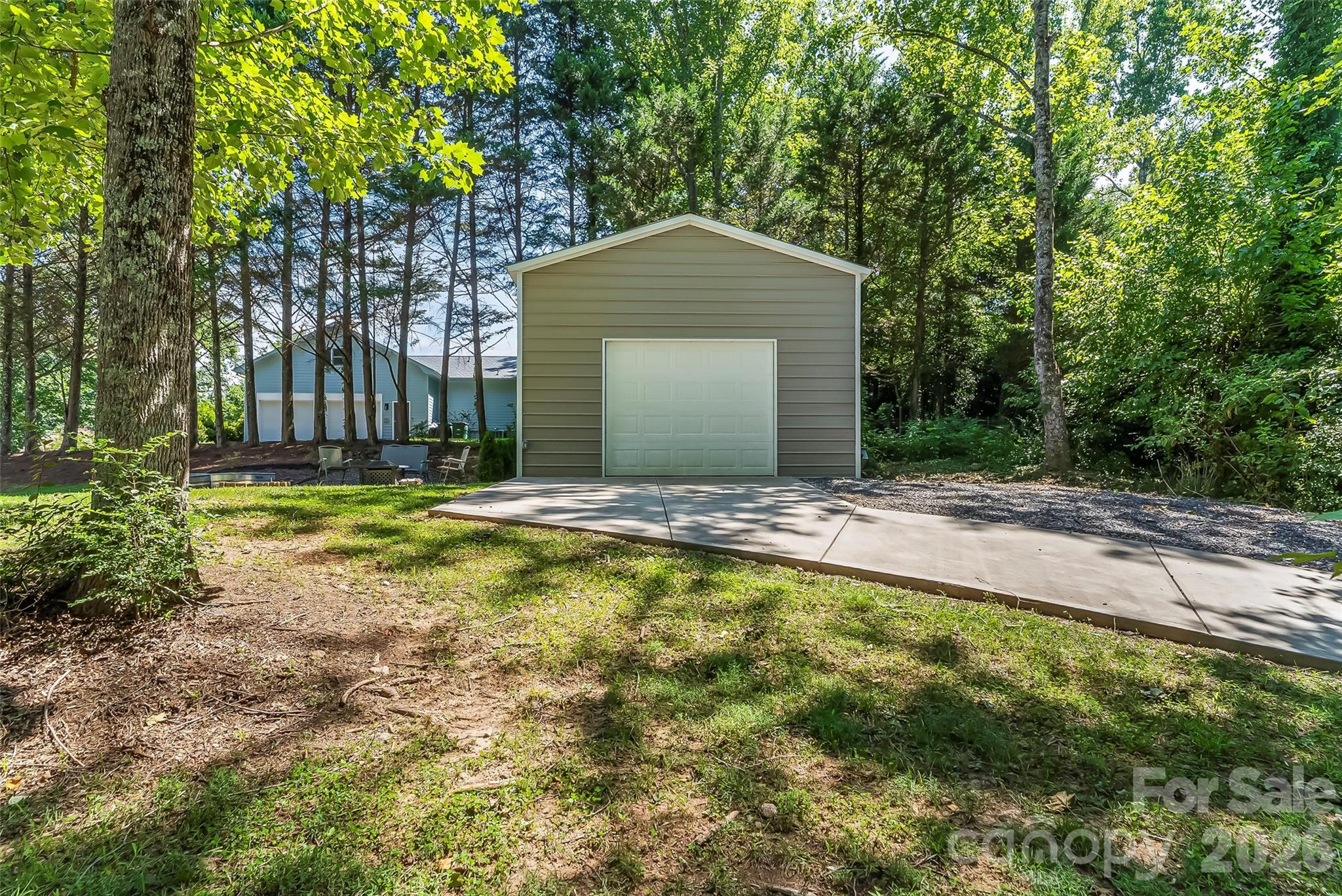 313 Springwood Drive Property Photo 30