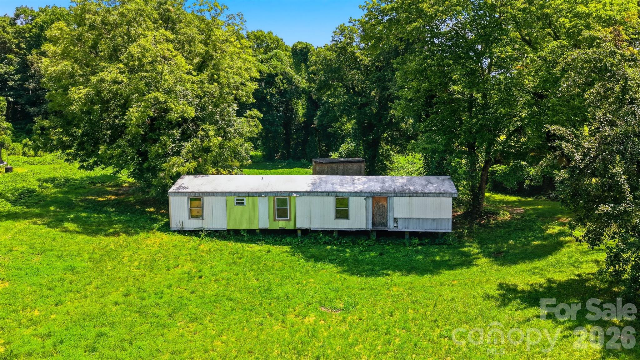 136 South Main Street Property Photo 4