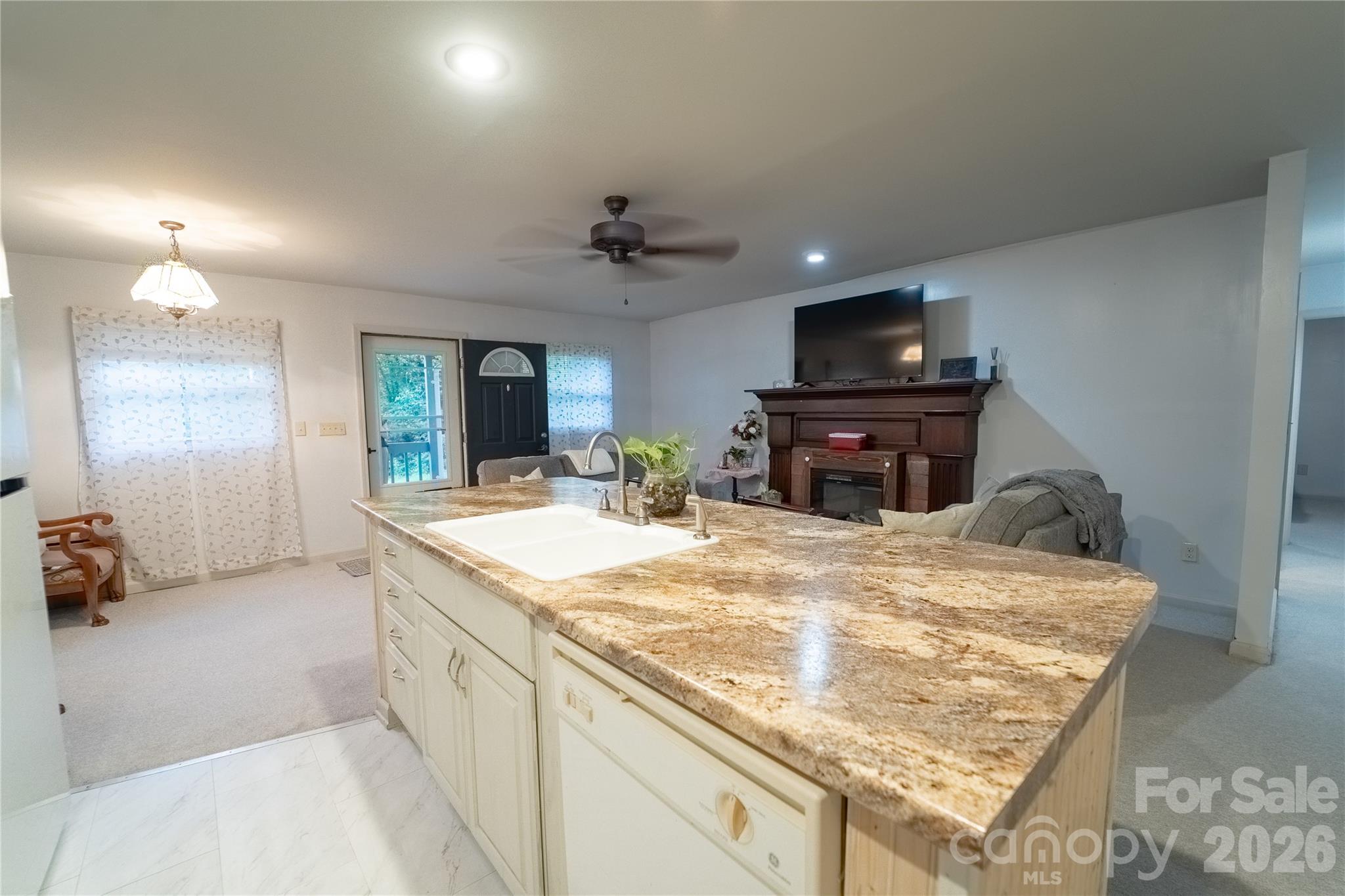 242 Whitewater Road Property Photo 5