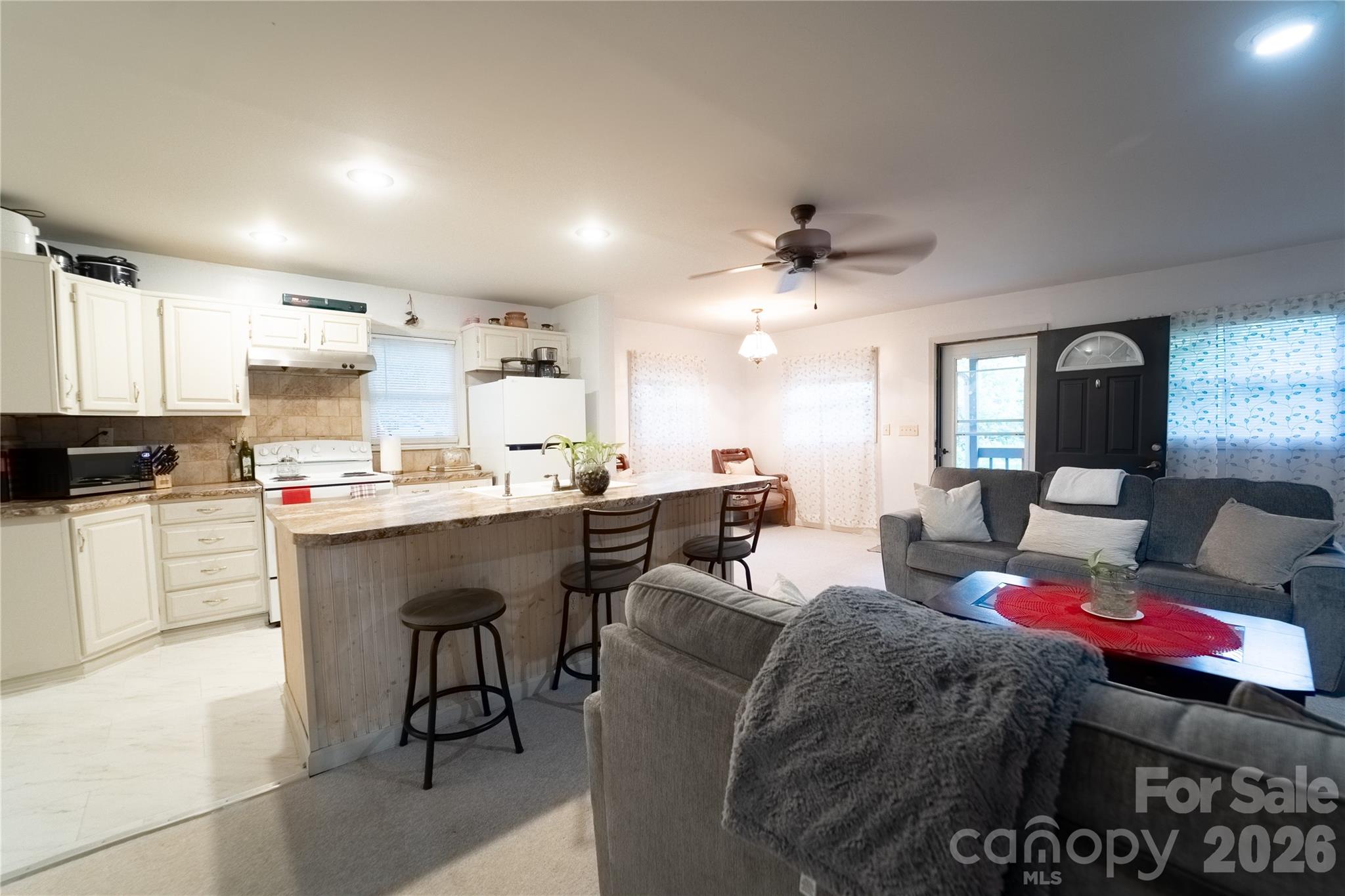 242 Whitewater Road Property Photo 6