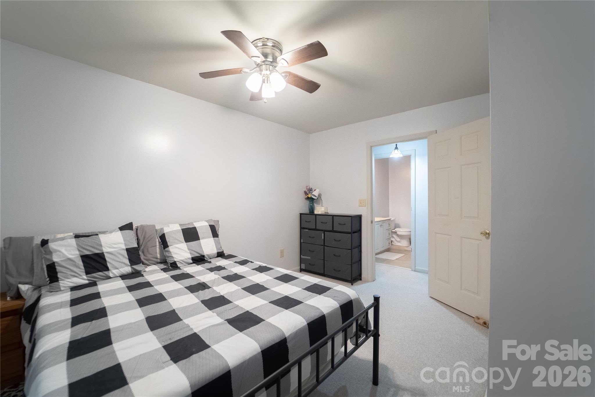 242 Whitewater Road Property Photo 11
