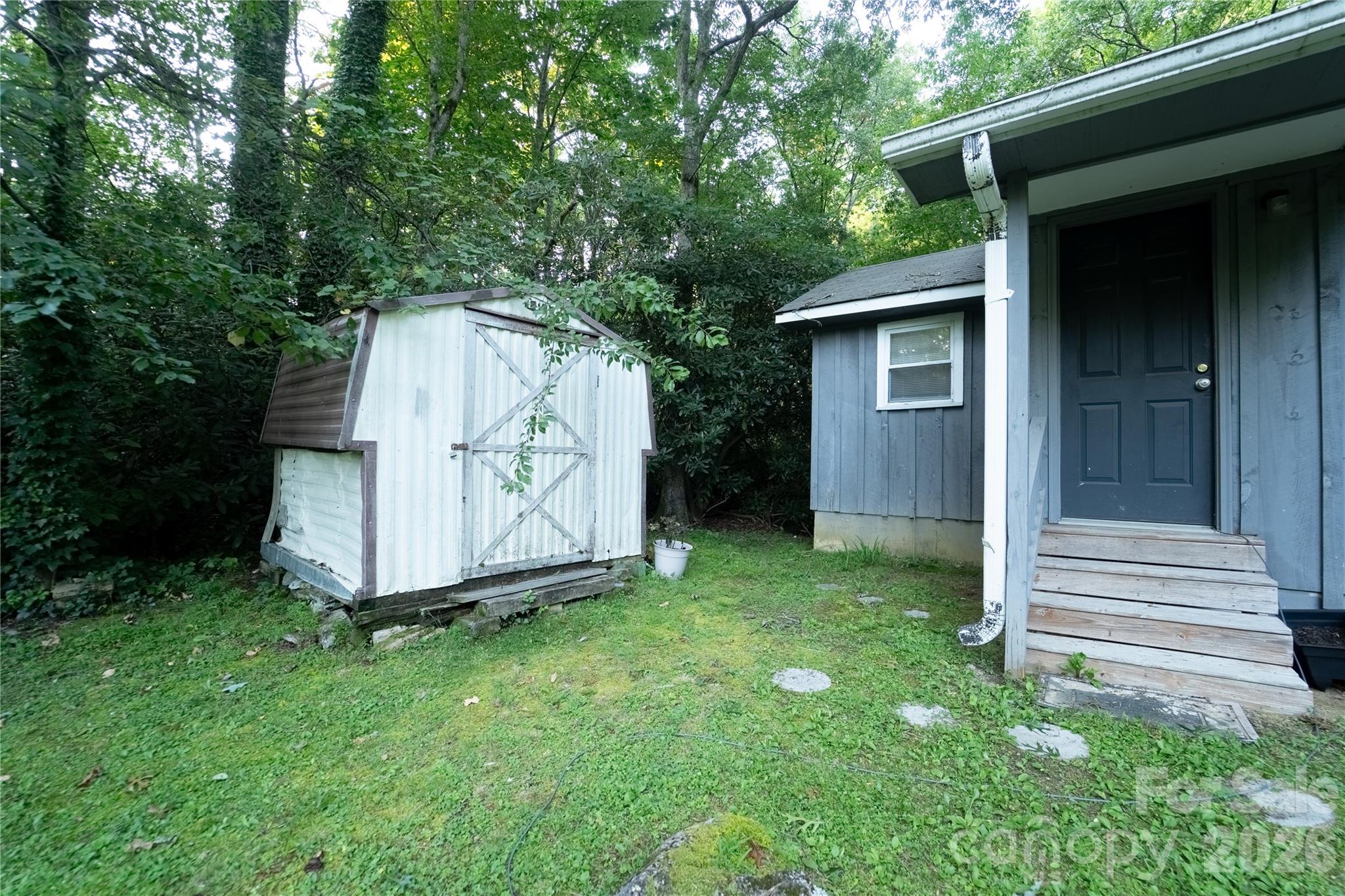 242 Whitewater Road Property Photo 18