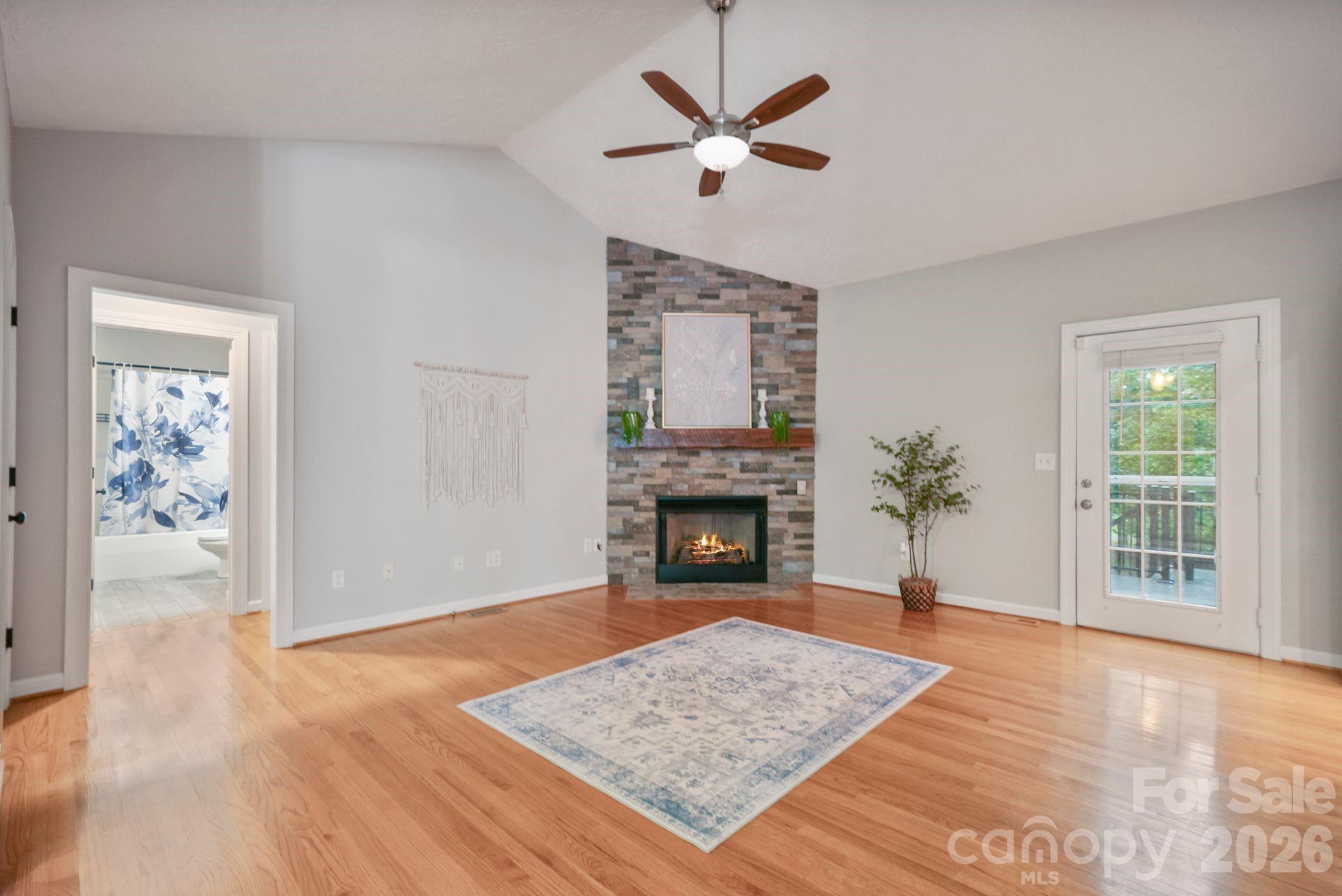11 Greenway Drive Property Photo 5
