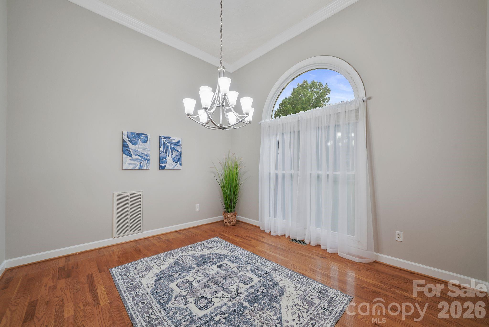 11 Greenway Drive Property Photo 8