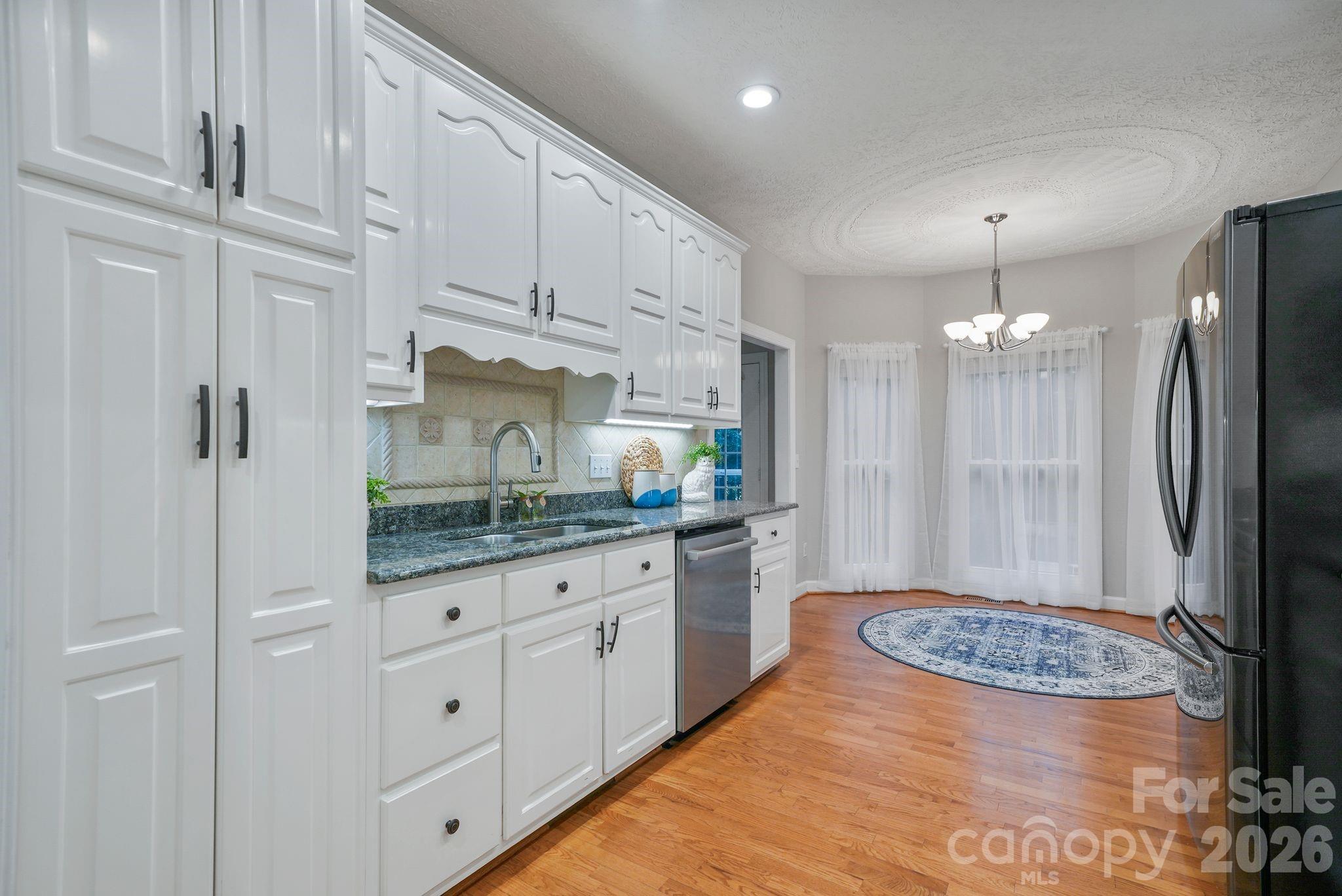 11 Greenway Drive Property Photo 12