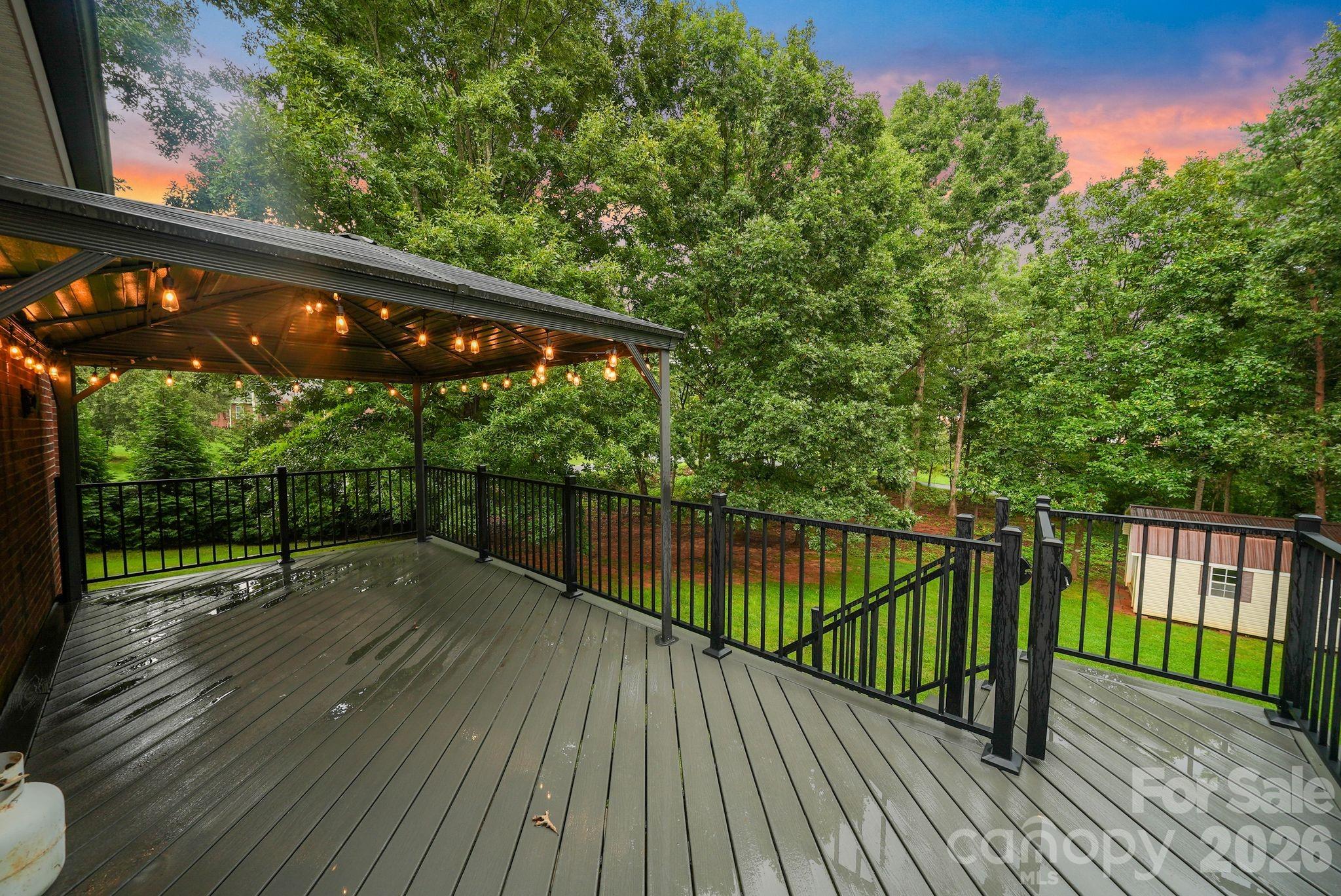 11 Greenway Drive Property Photo 32