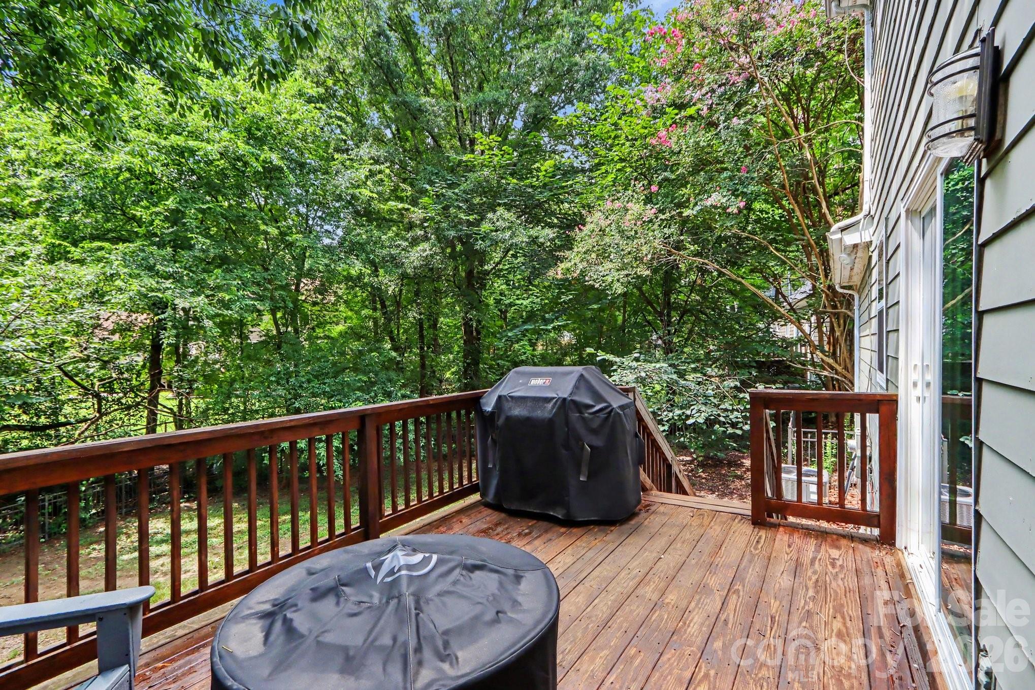 2132 Killarney Place Property Photo 25