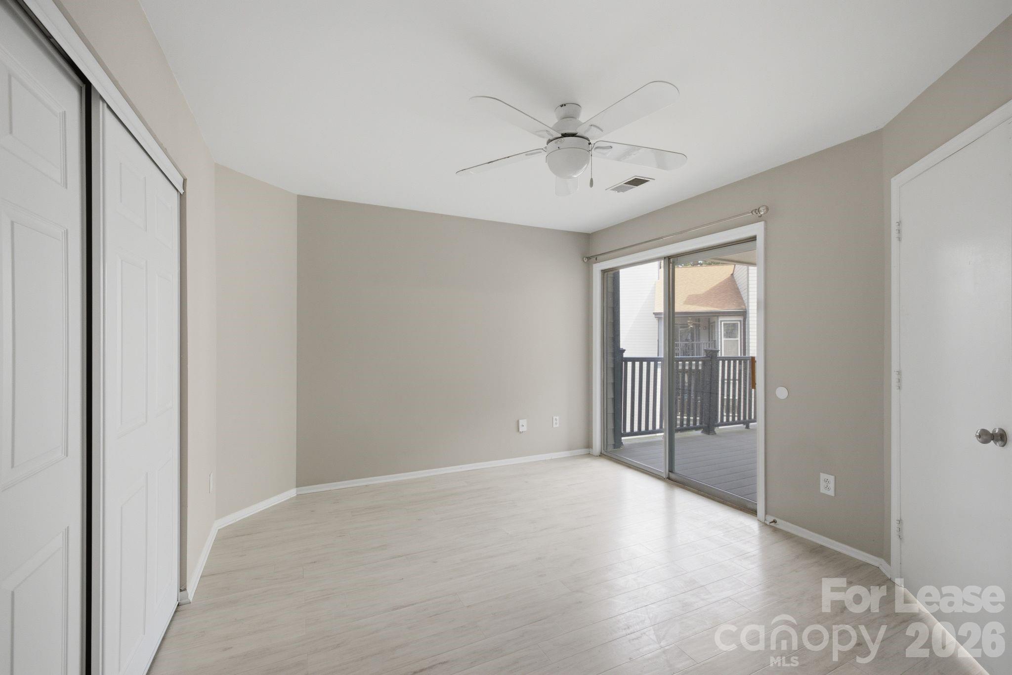 18841 Vineyard Point Lane Property Photo 13