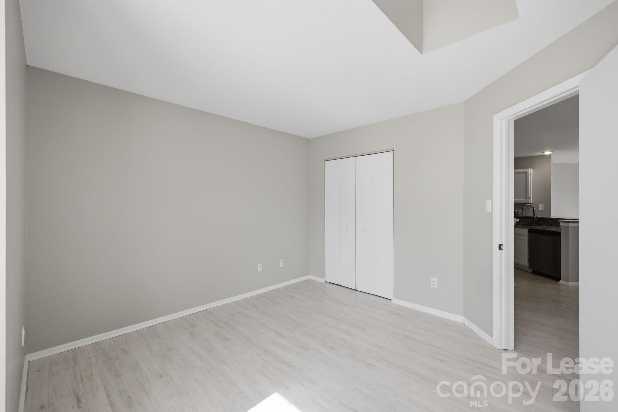 18841 Vineyard Point Lane Property Photo 15