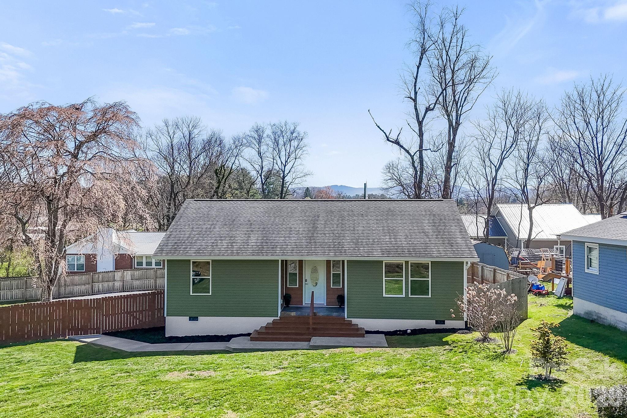 1844 Willow Road Property Photo 5