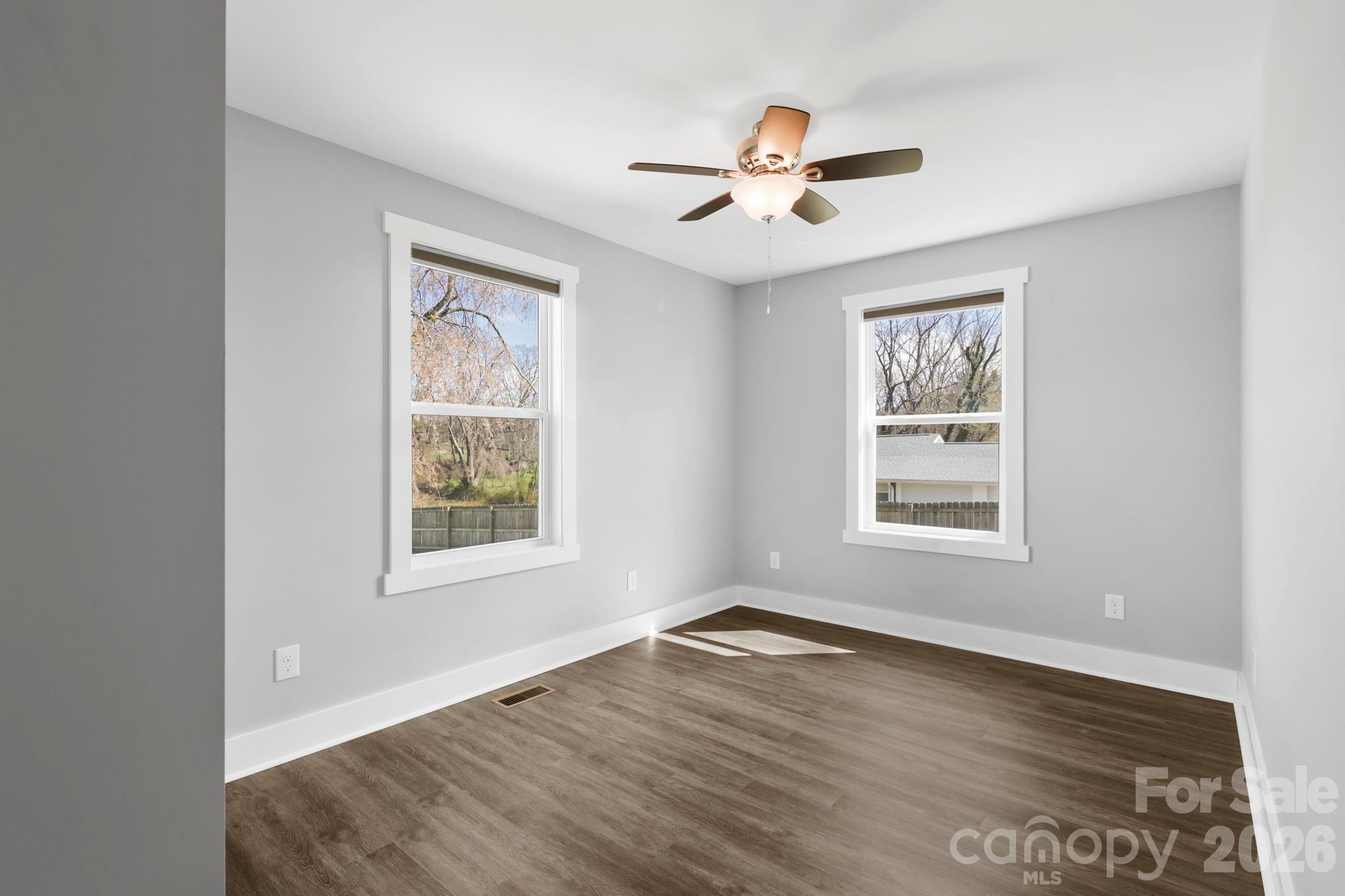 1844 Willow Road Property Photo 16