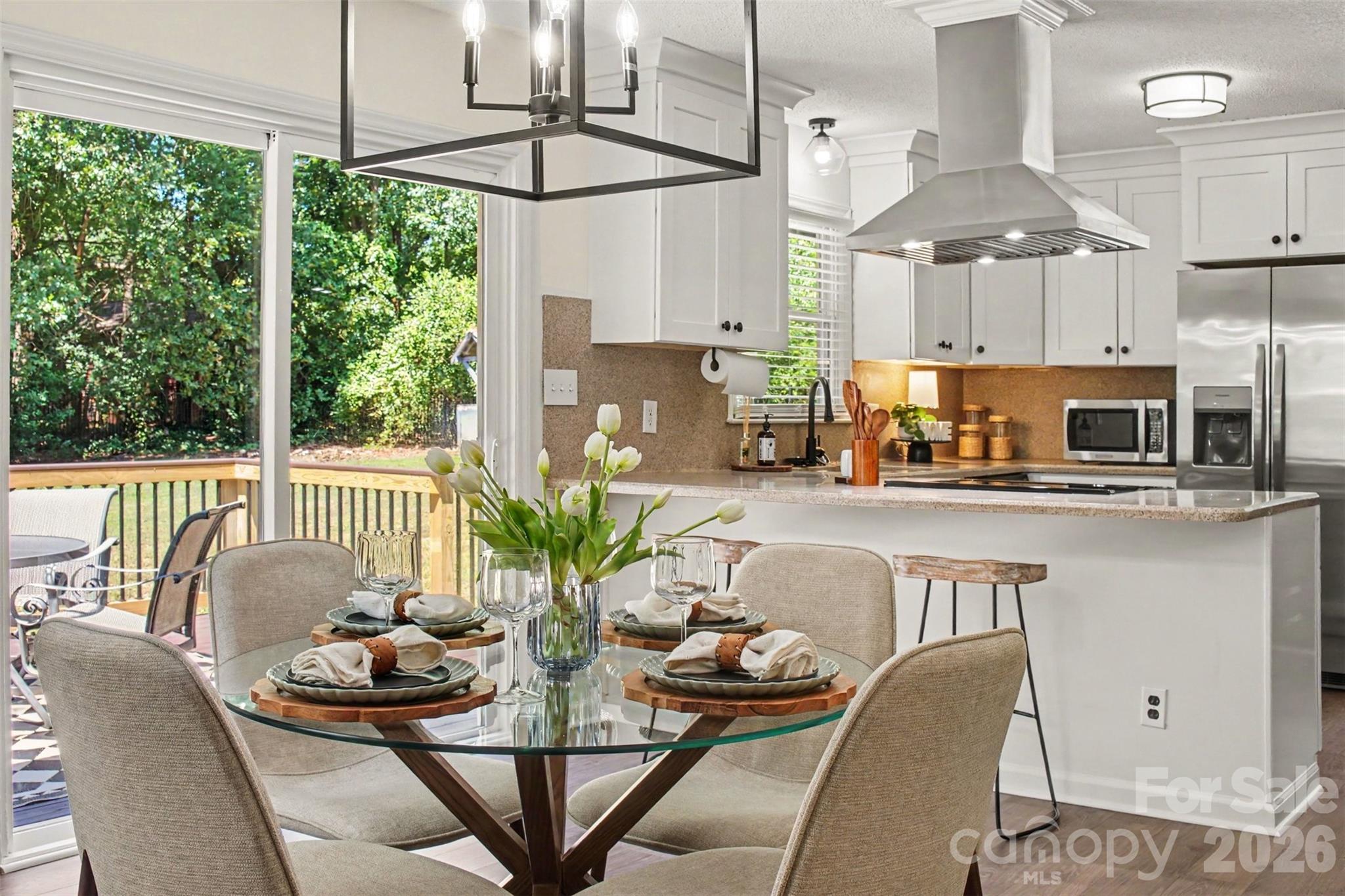 8319 Vagabond Road Property Photo 1