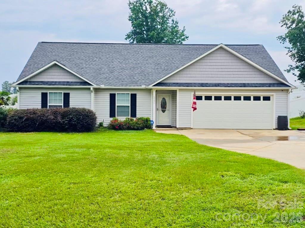 3301 Silver Fox Circle Property Photo 1