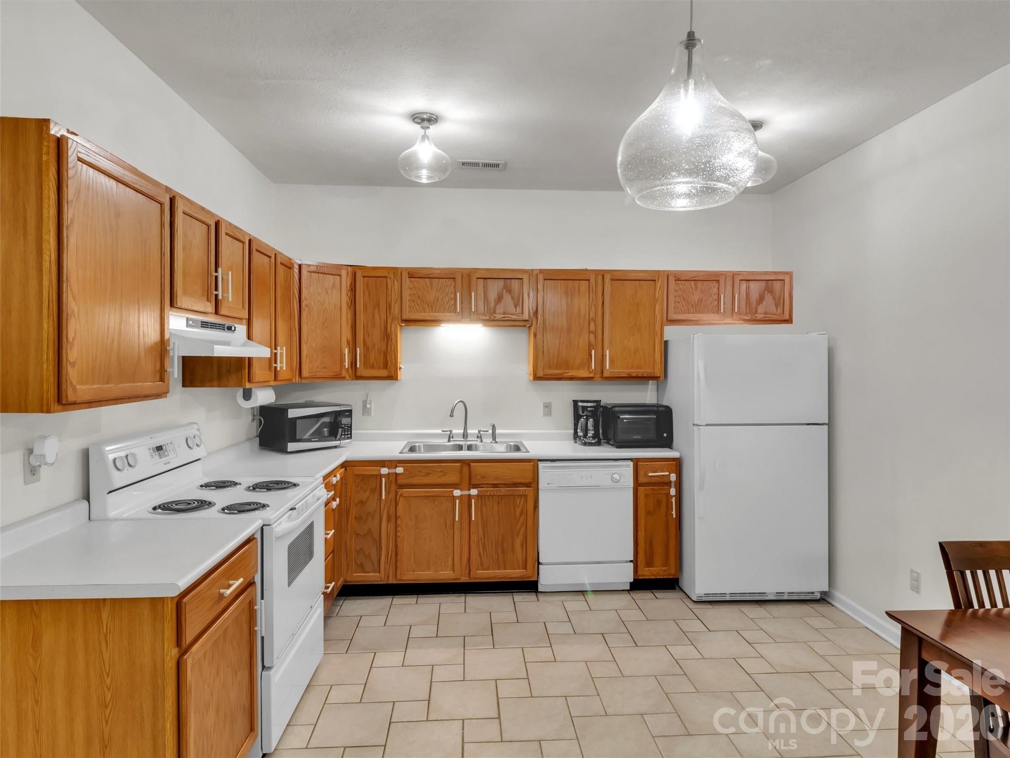 132 Aldersgate Road Property Photo 32
