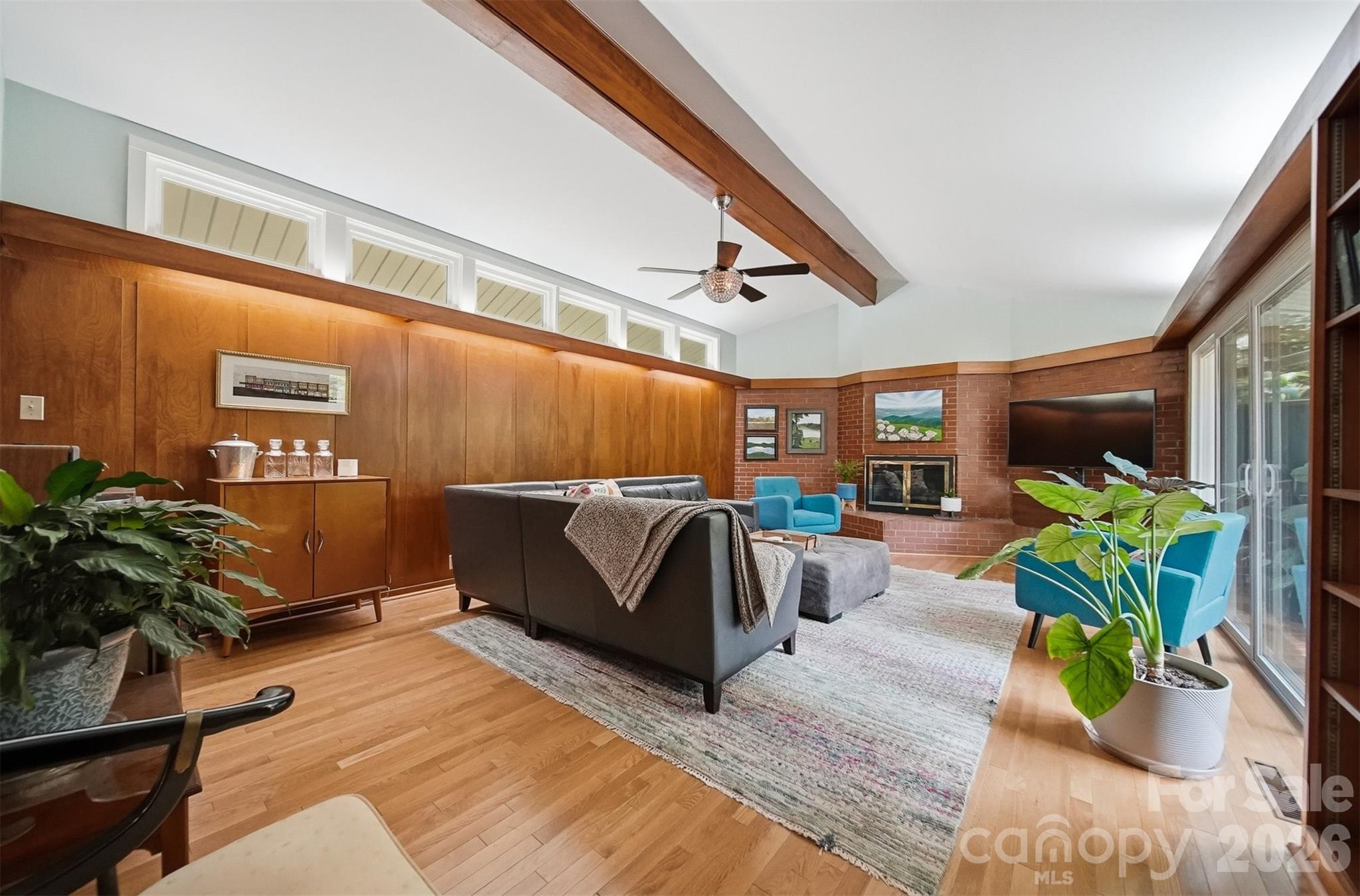 120 Woodland Drive Property Photo 8