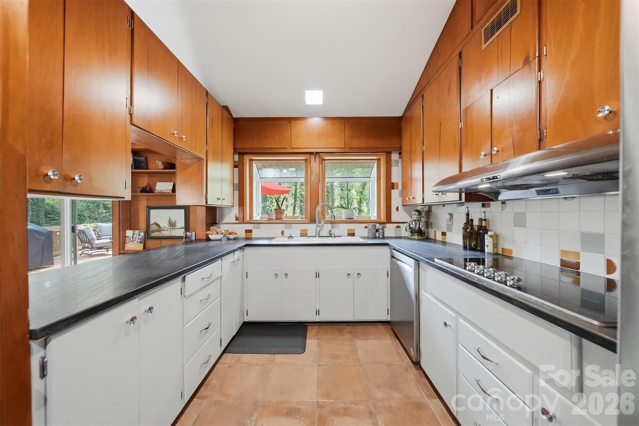 120 Woodland Drive Property Photo 20