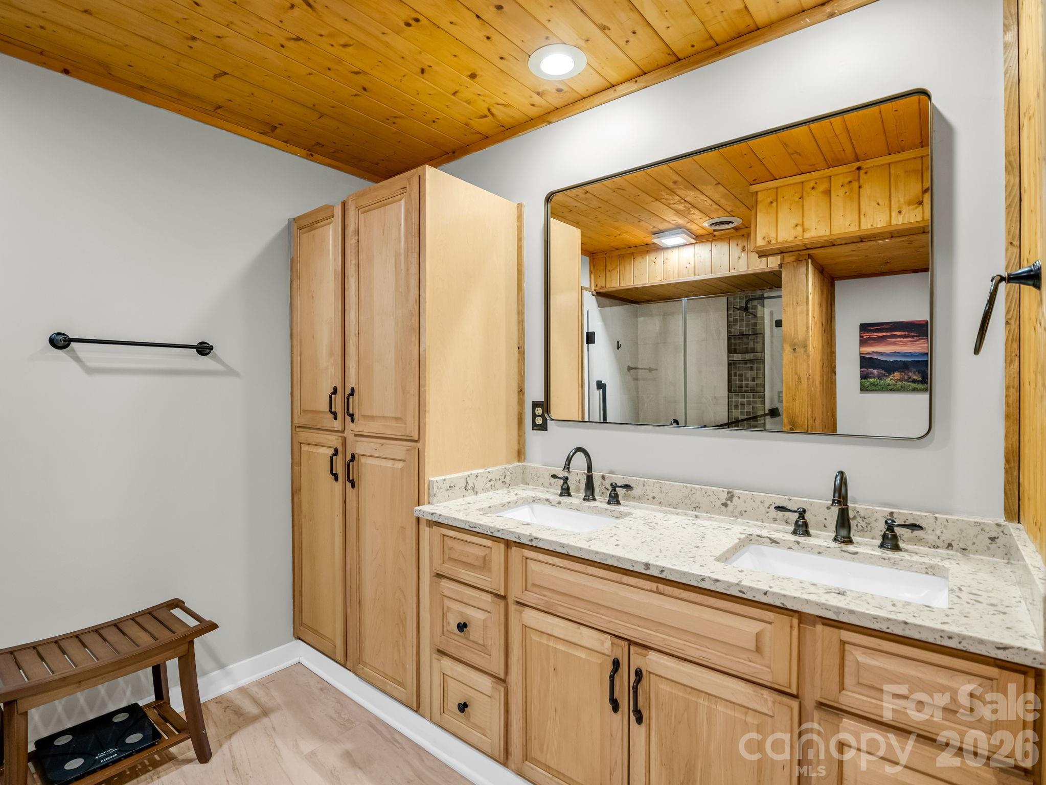 429 Mountains Boulevard C-103 Property Photo 25
