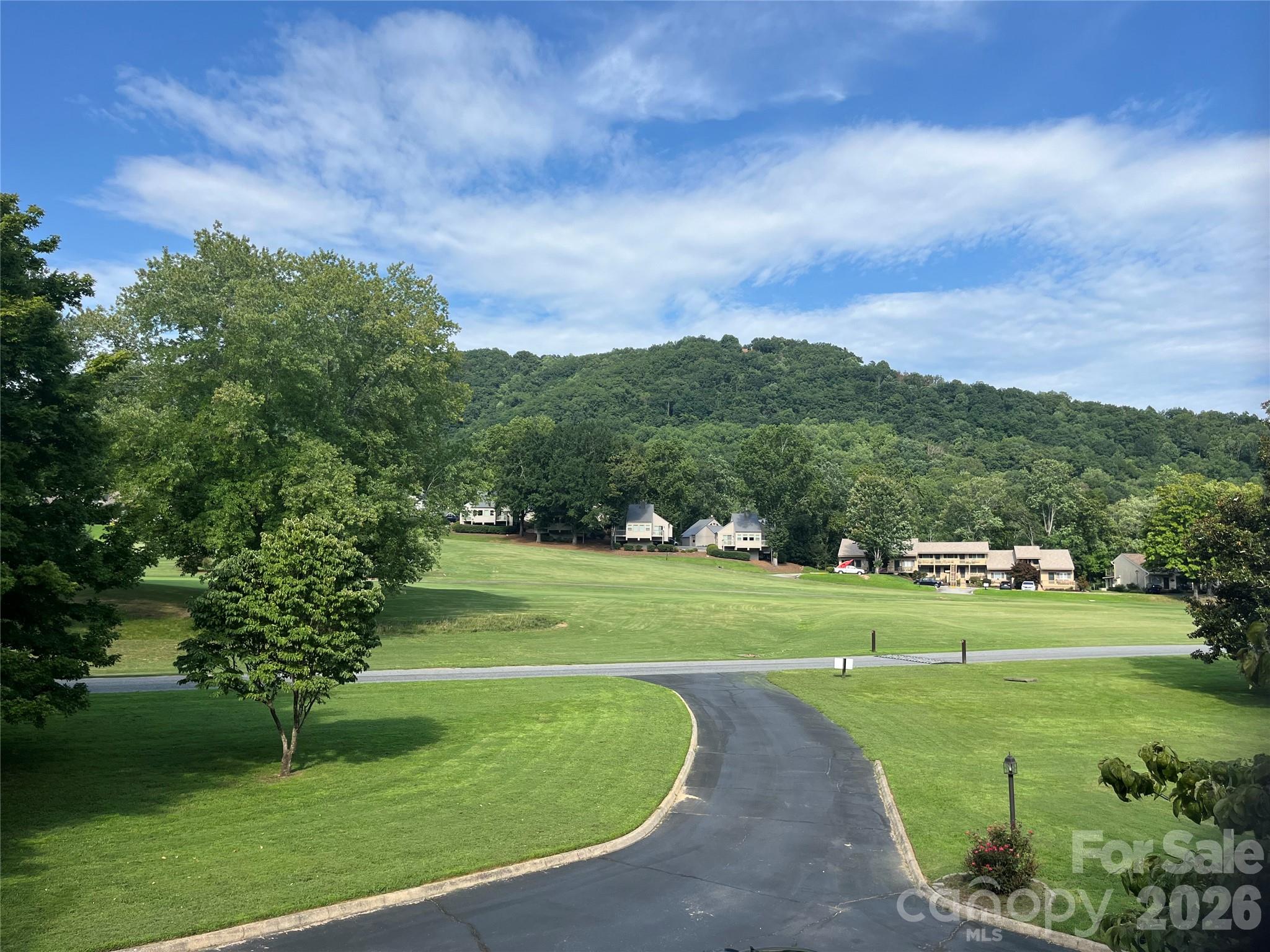 429 Mountains Boulevard C-103 Property Photo 43