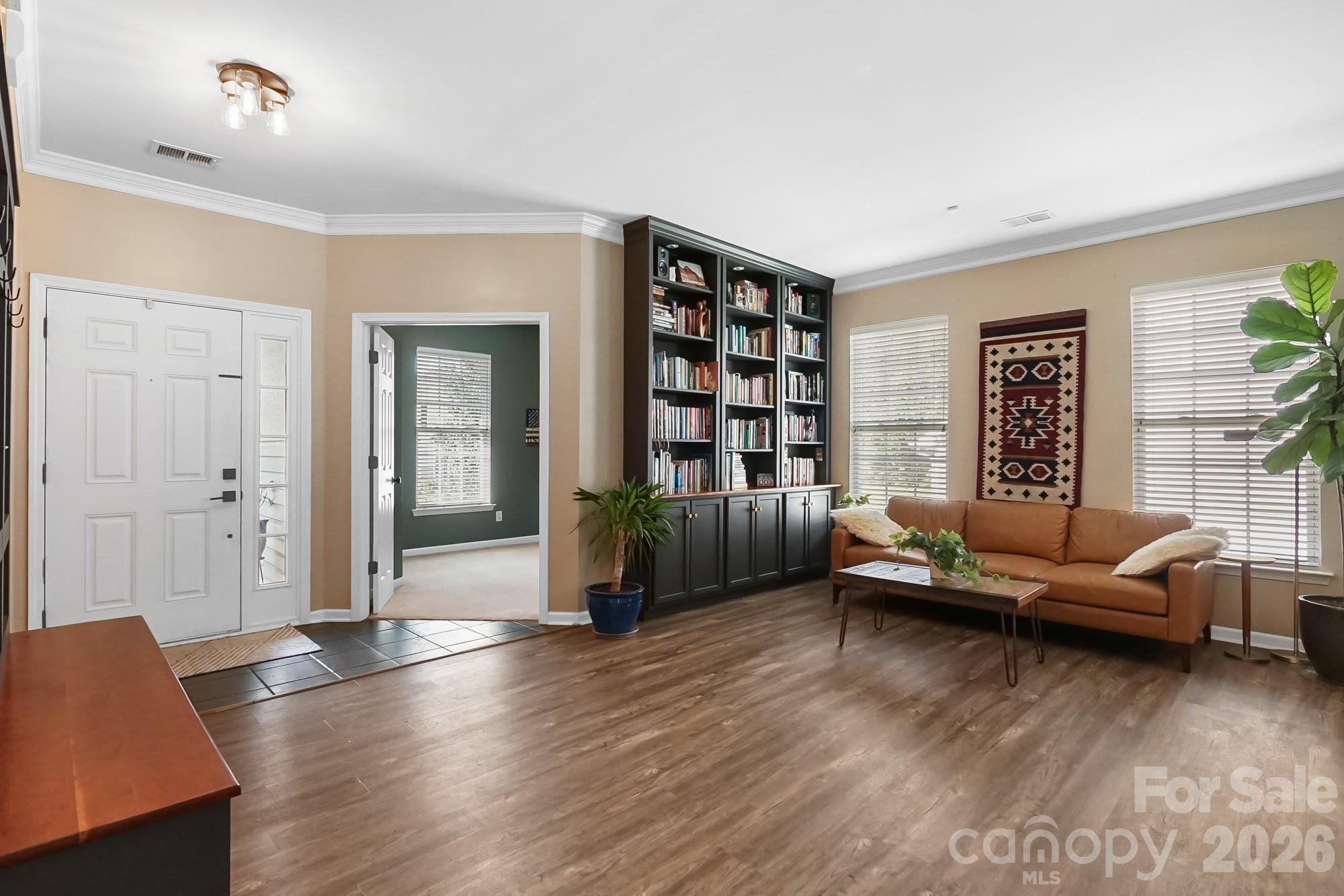 7213 Handon Lane Property Photo 4