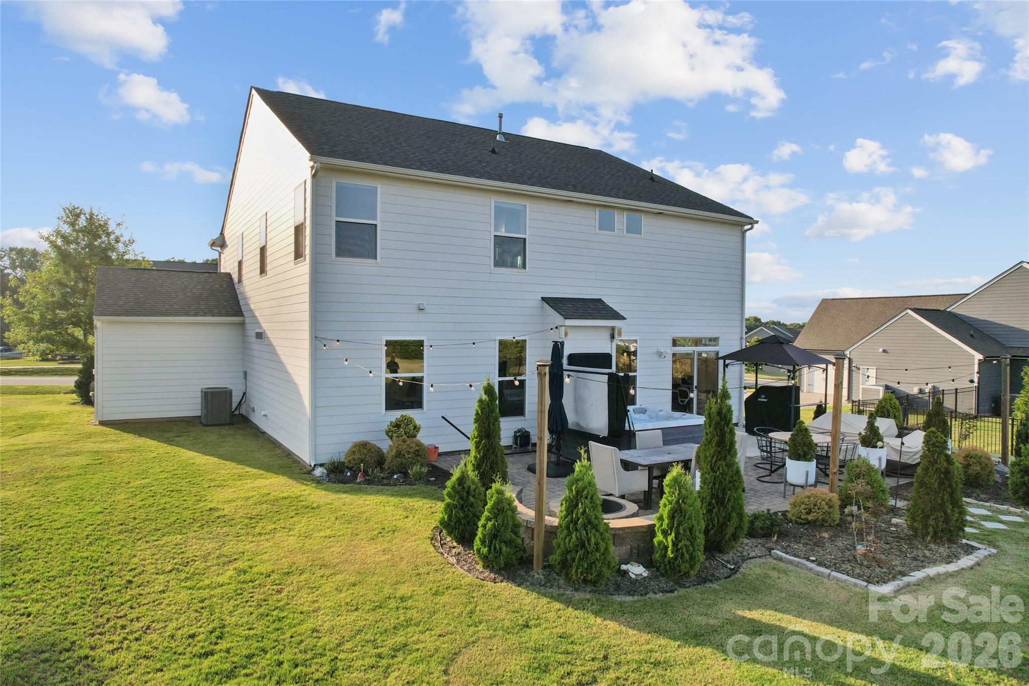 311 Bouchard Drive Property Photo 11