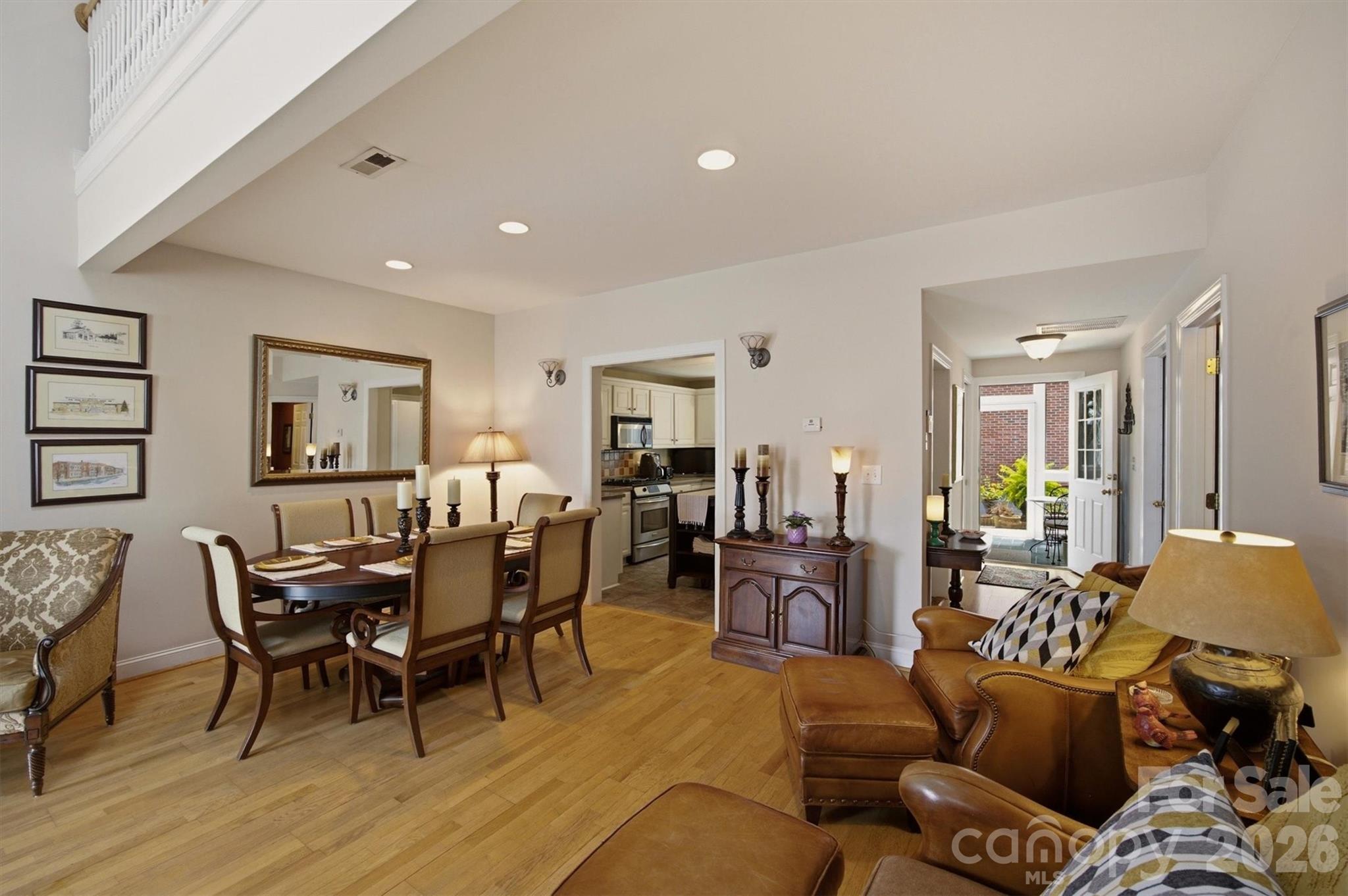 115 W Meeting Street Property Photo 6