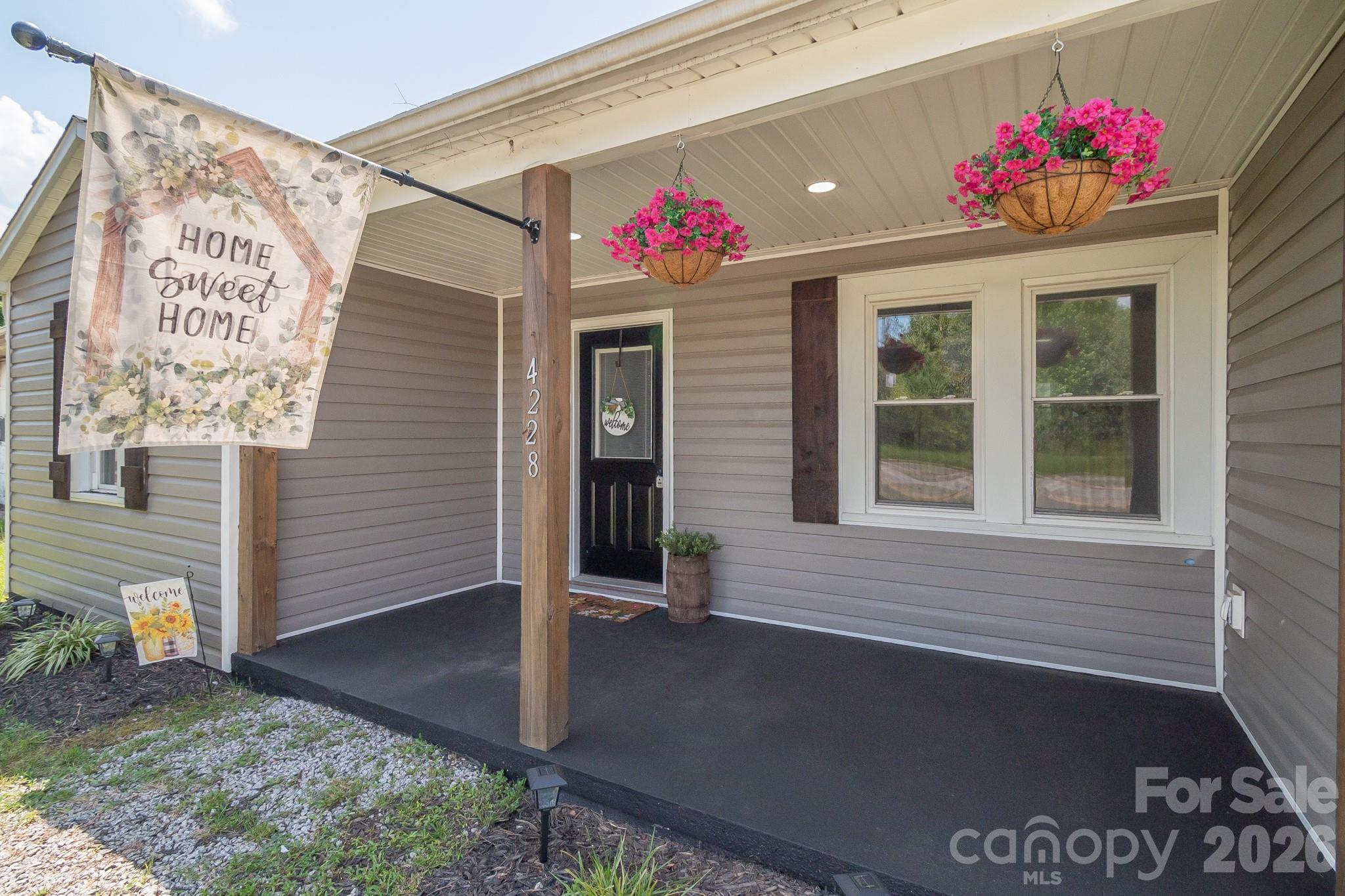 4228 Flat Creek Road Property Photo 5